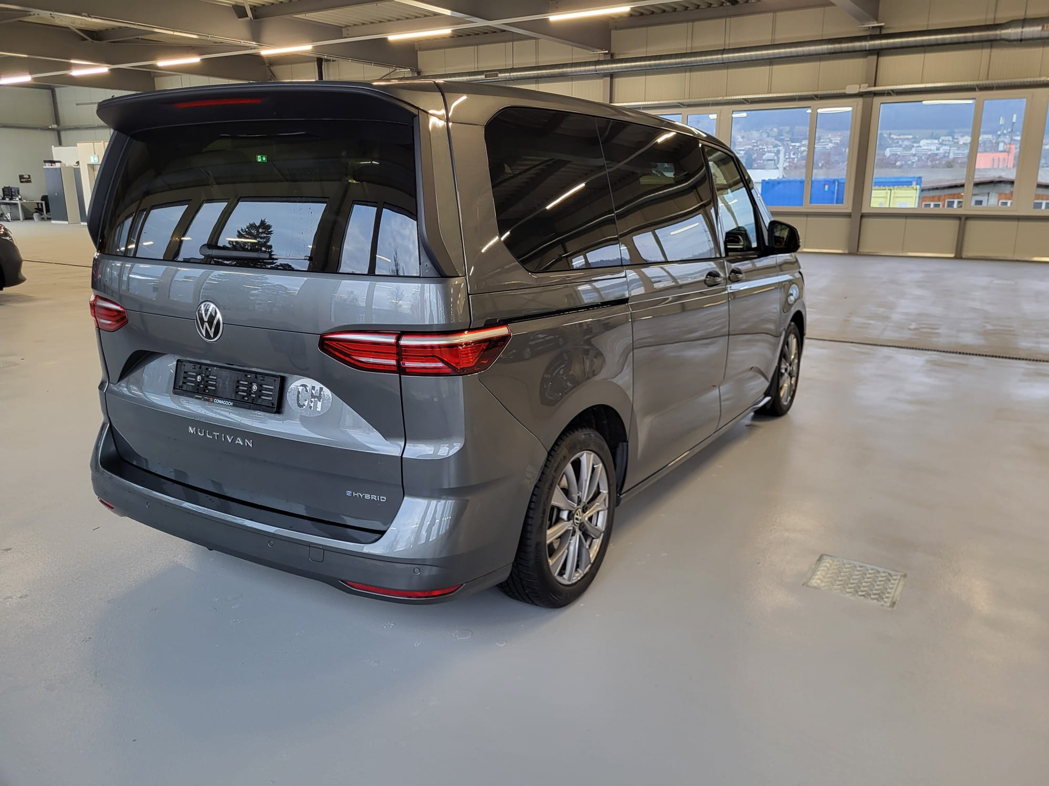 listing desktop thumbnail image 7