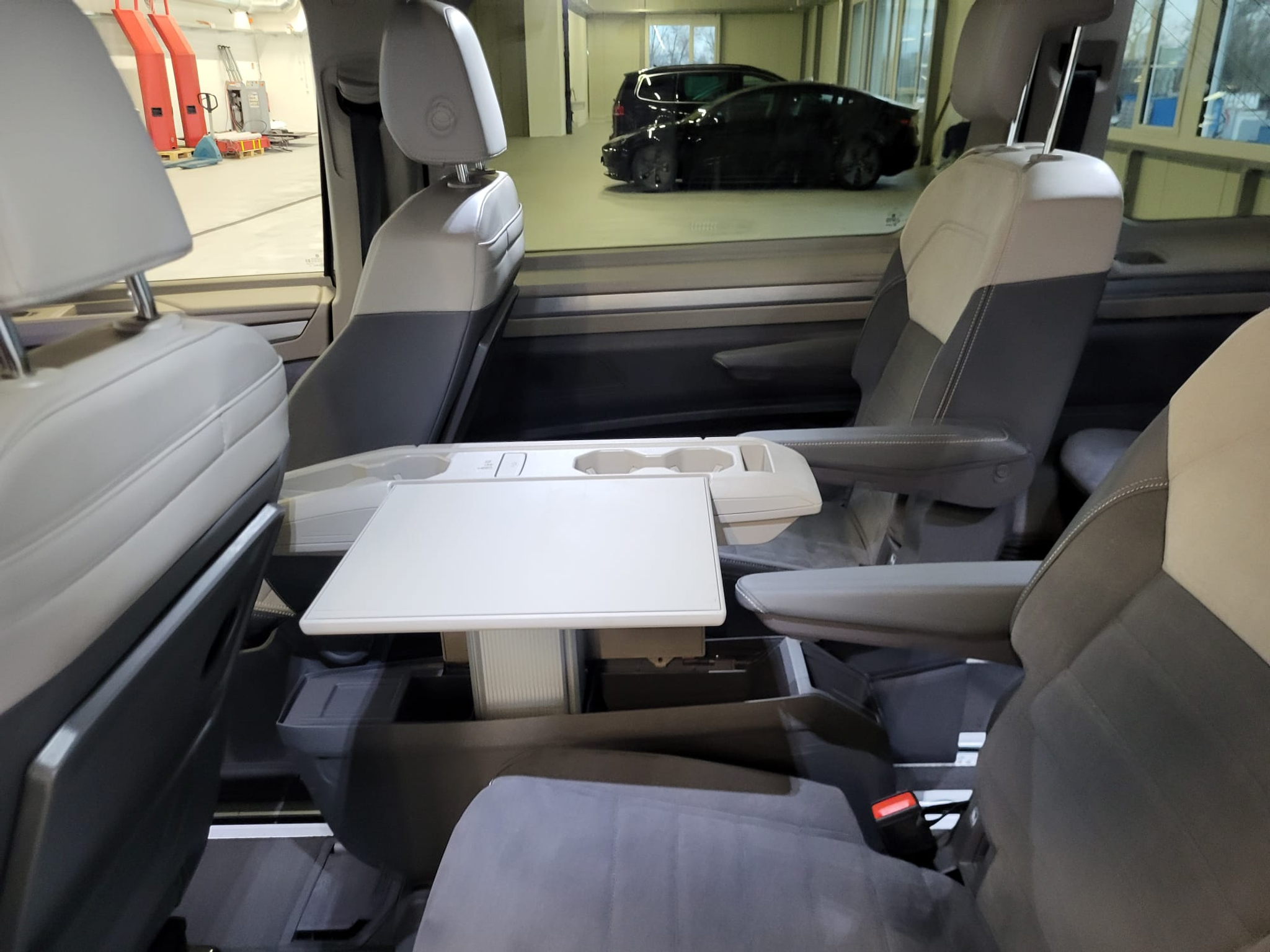 listing desktop thumbnail image 15