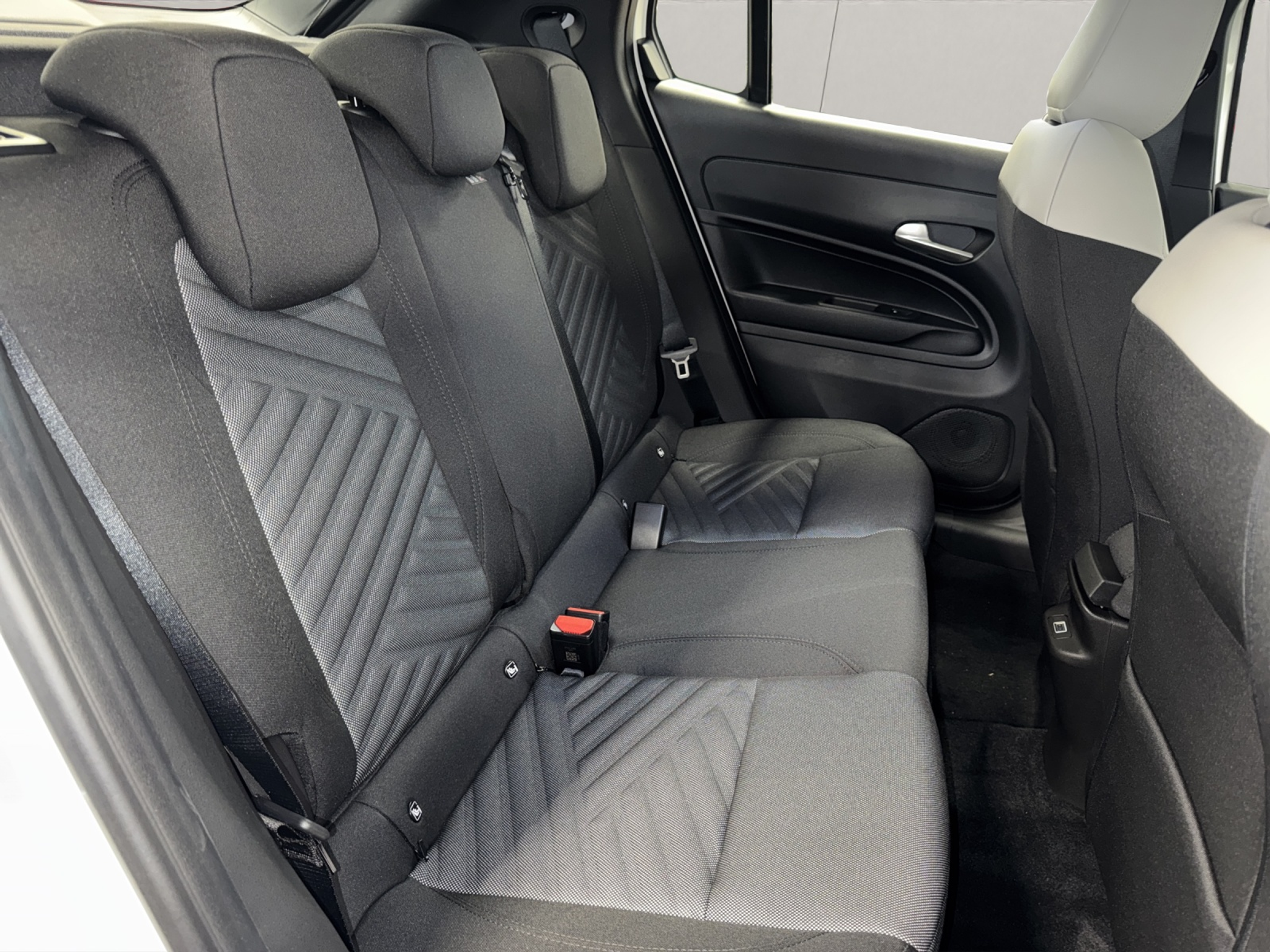 listing desktop thumbnail image 10