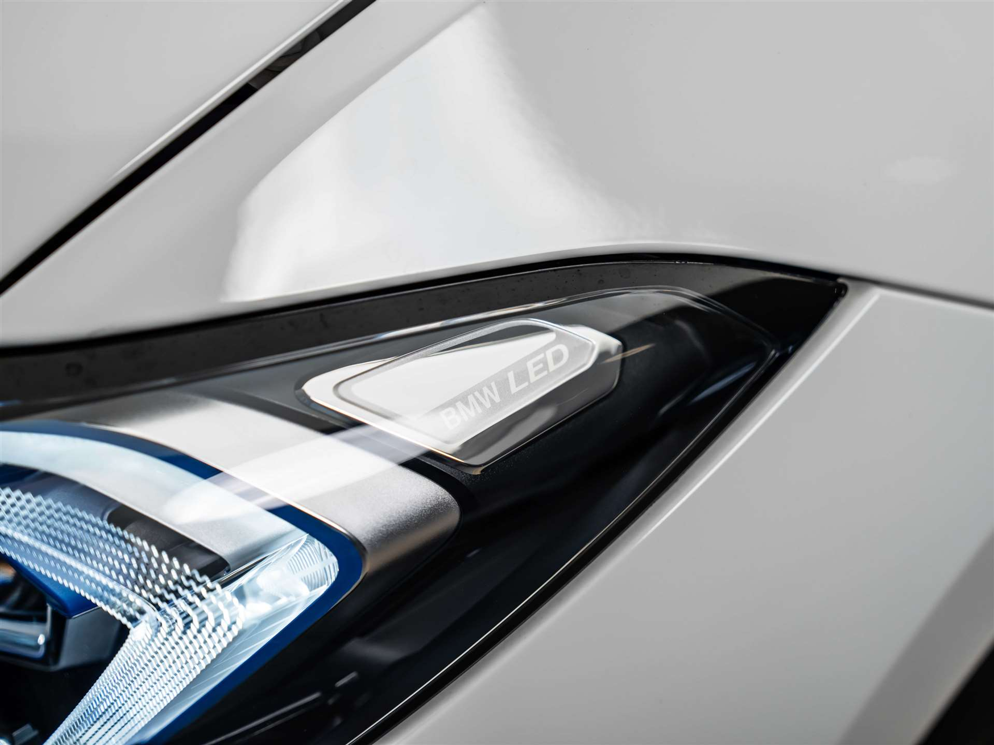 listing desktop thumbnail image 22