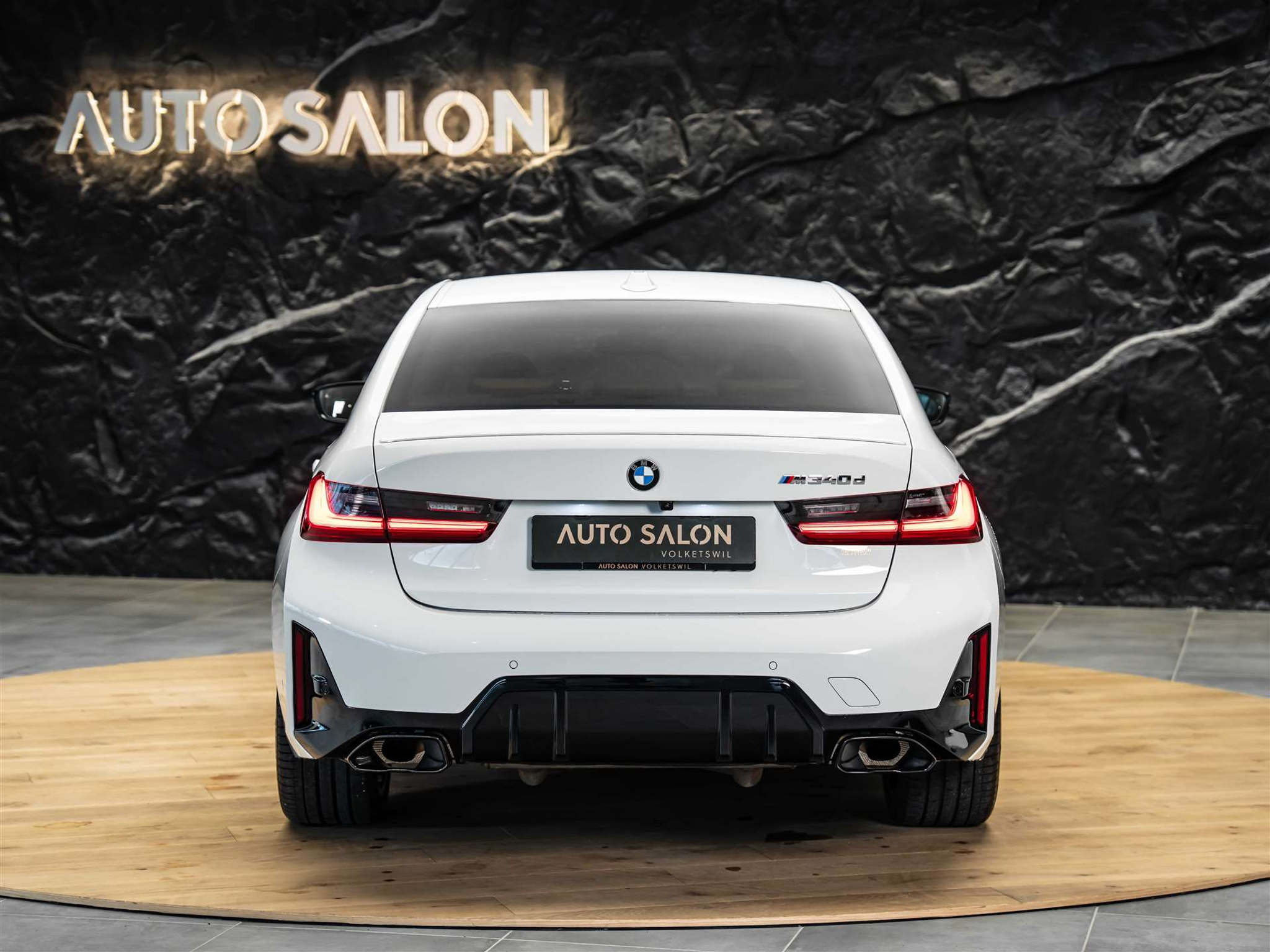 listing desktop thumbnail image 3