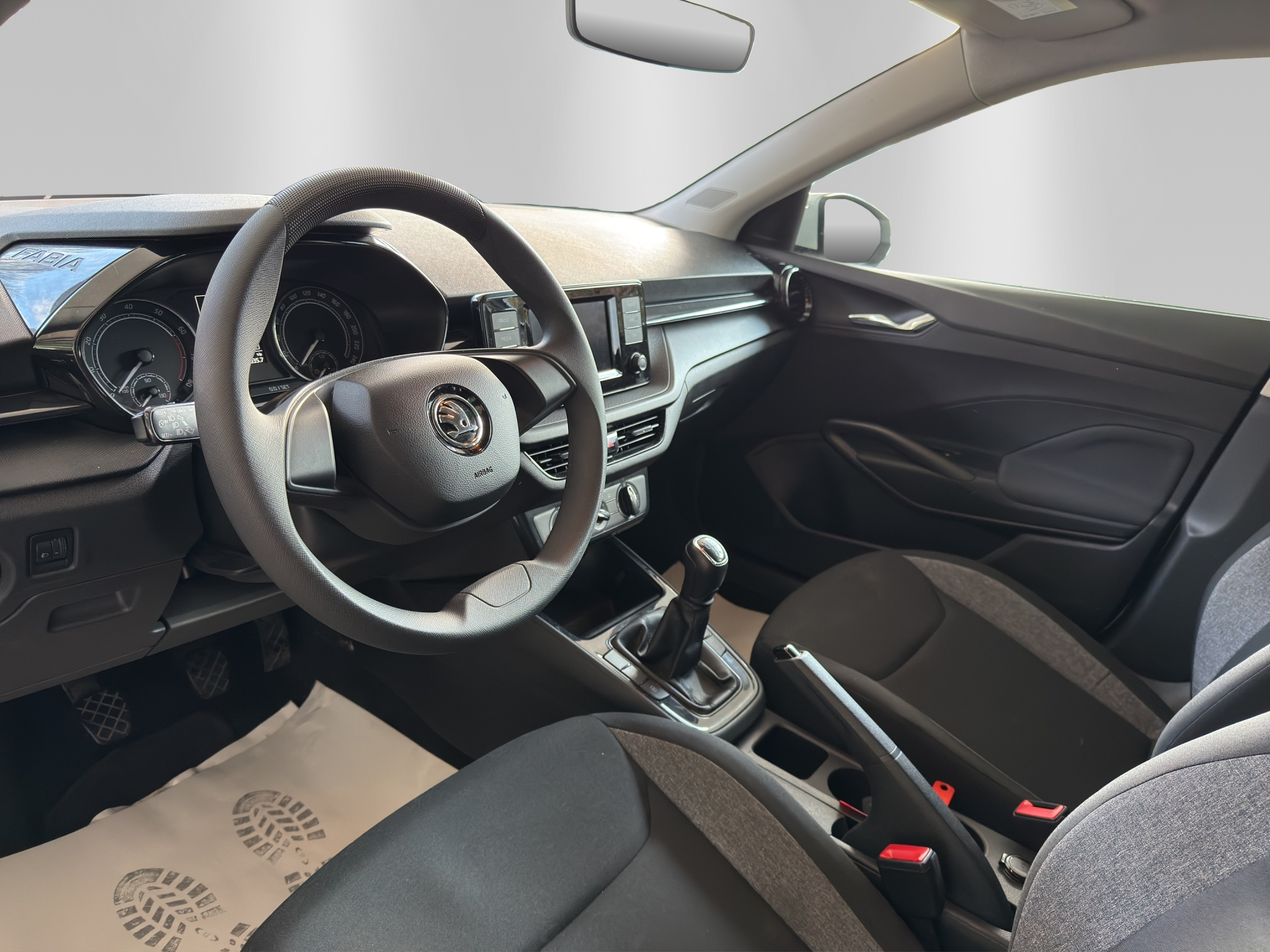 listing desktop thumbnail image 7