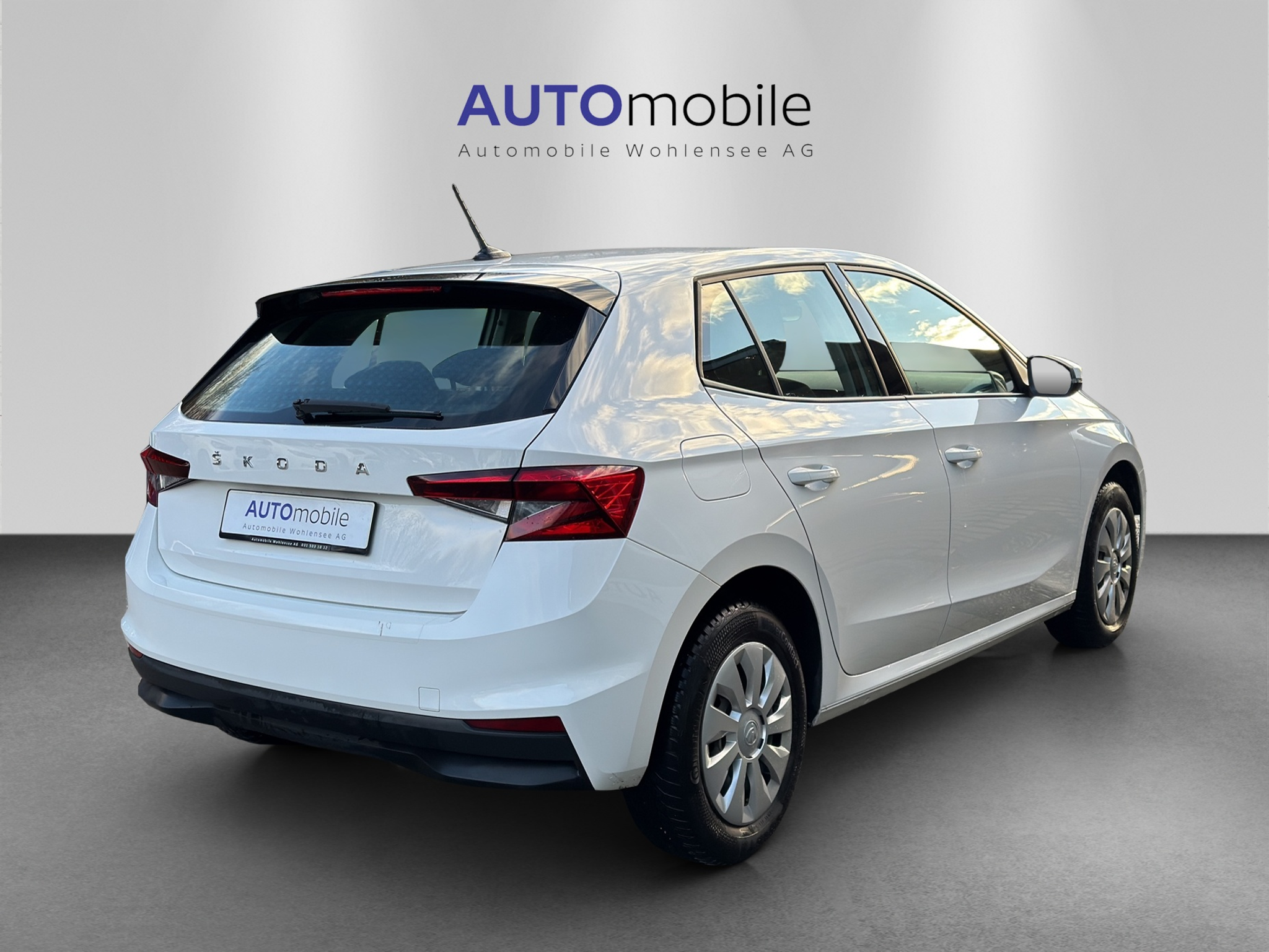 listing desktop thumbnail image 4