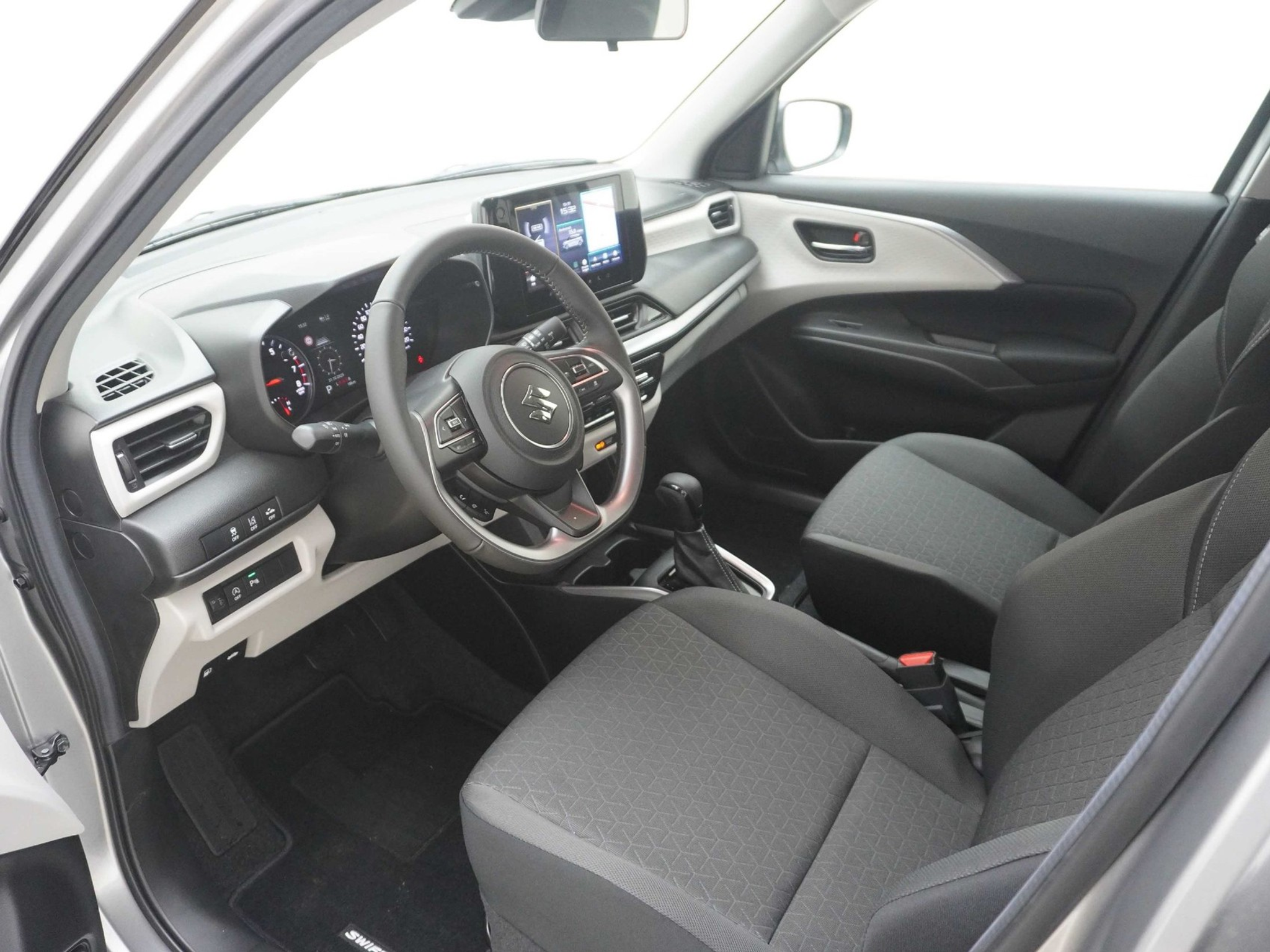 listing desktop thumbnail image 7