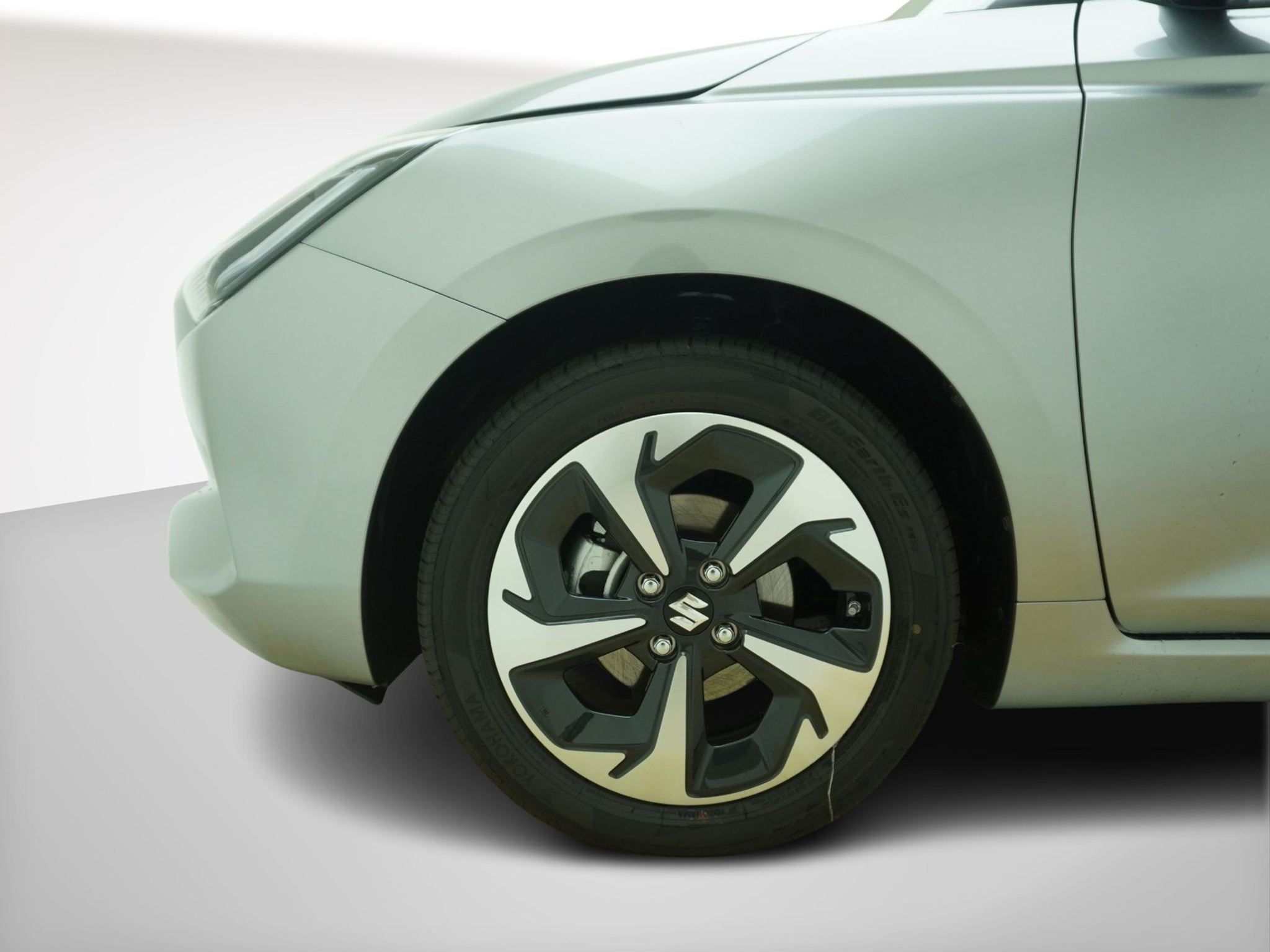 listing desktop thumbnail image 5