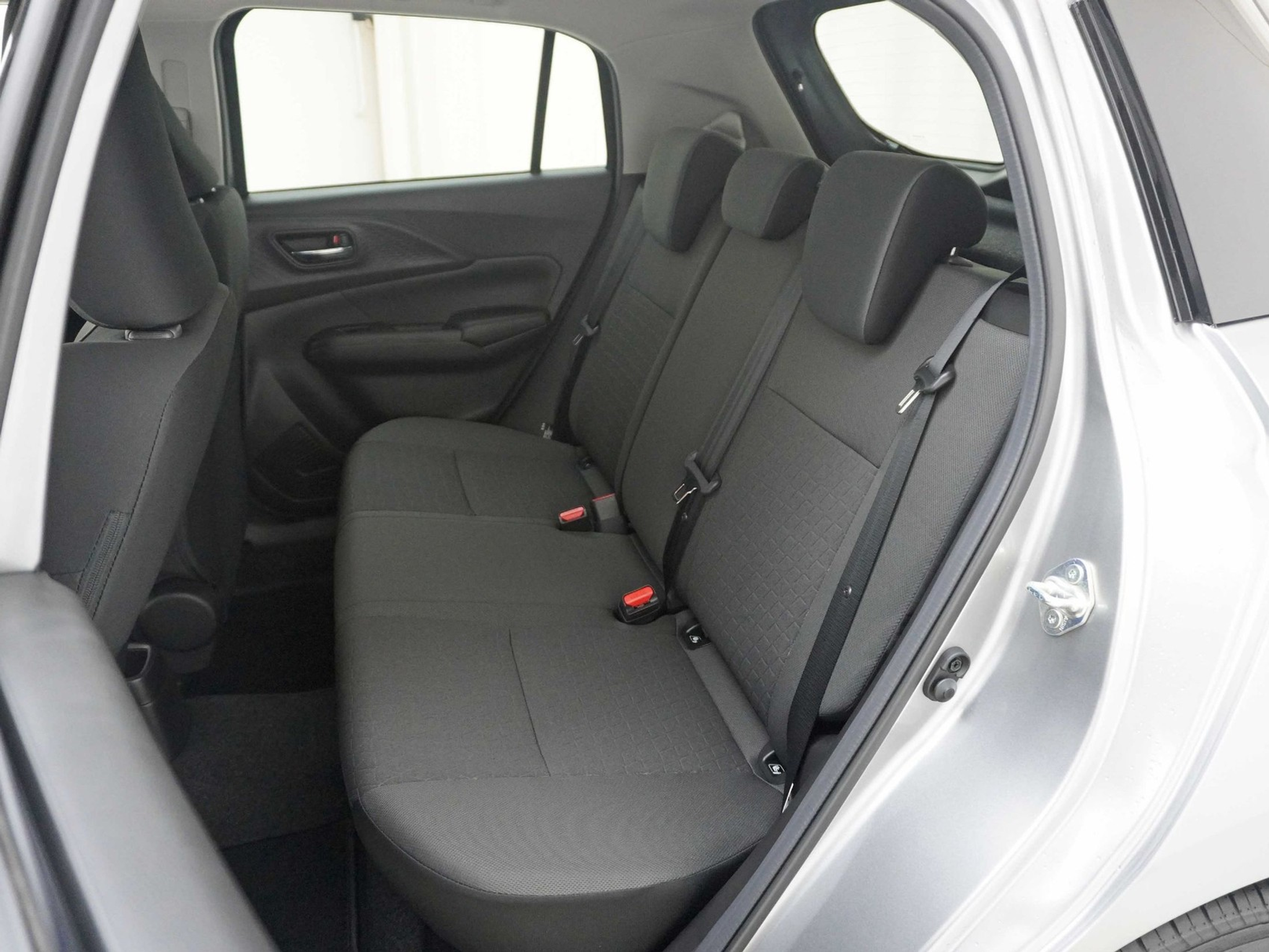 listing desktop thumbnail image 16