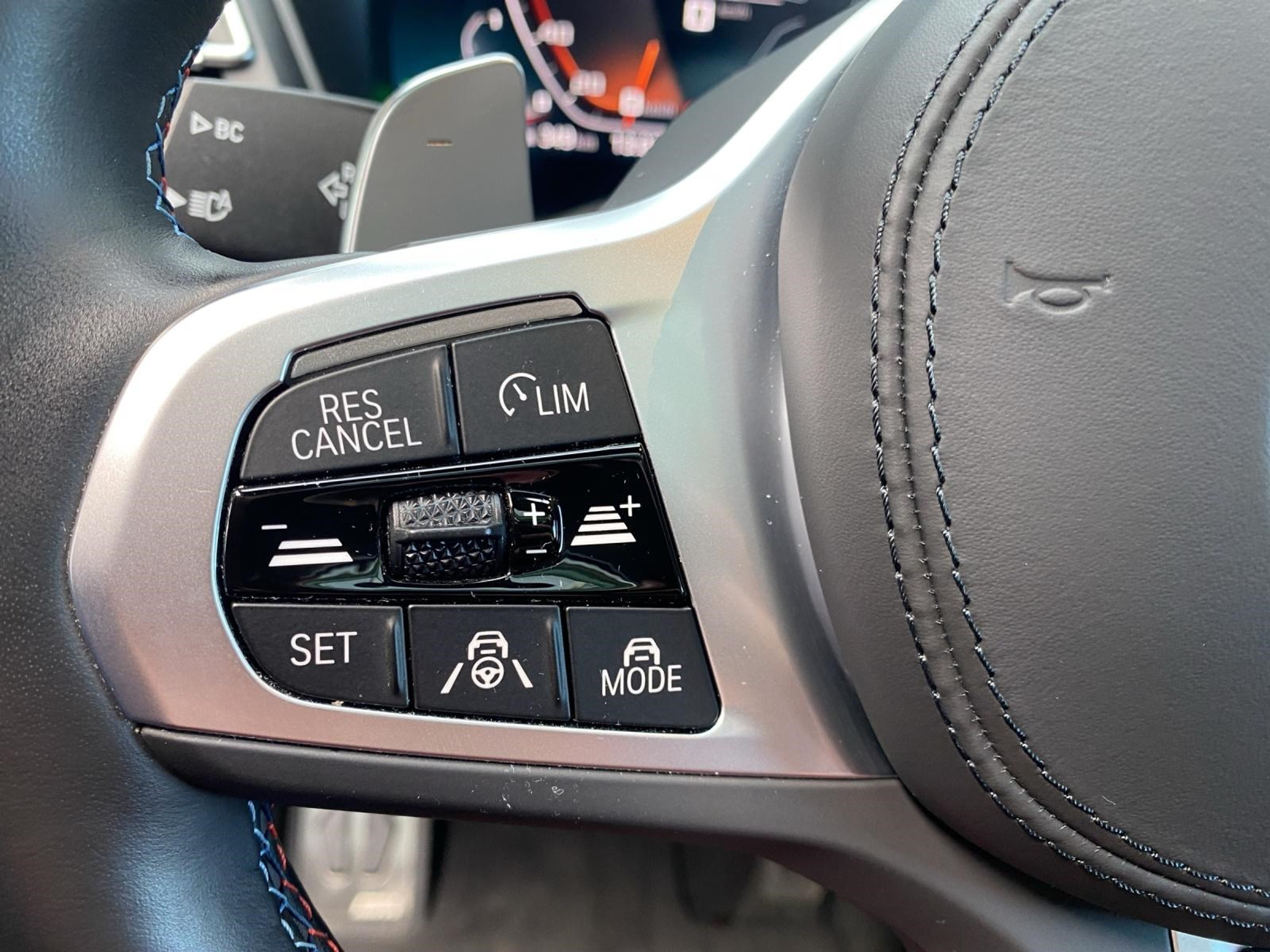 listing desktop thumbnail image 13