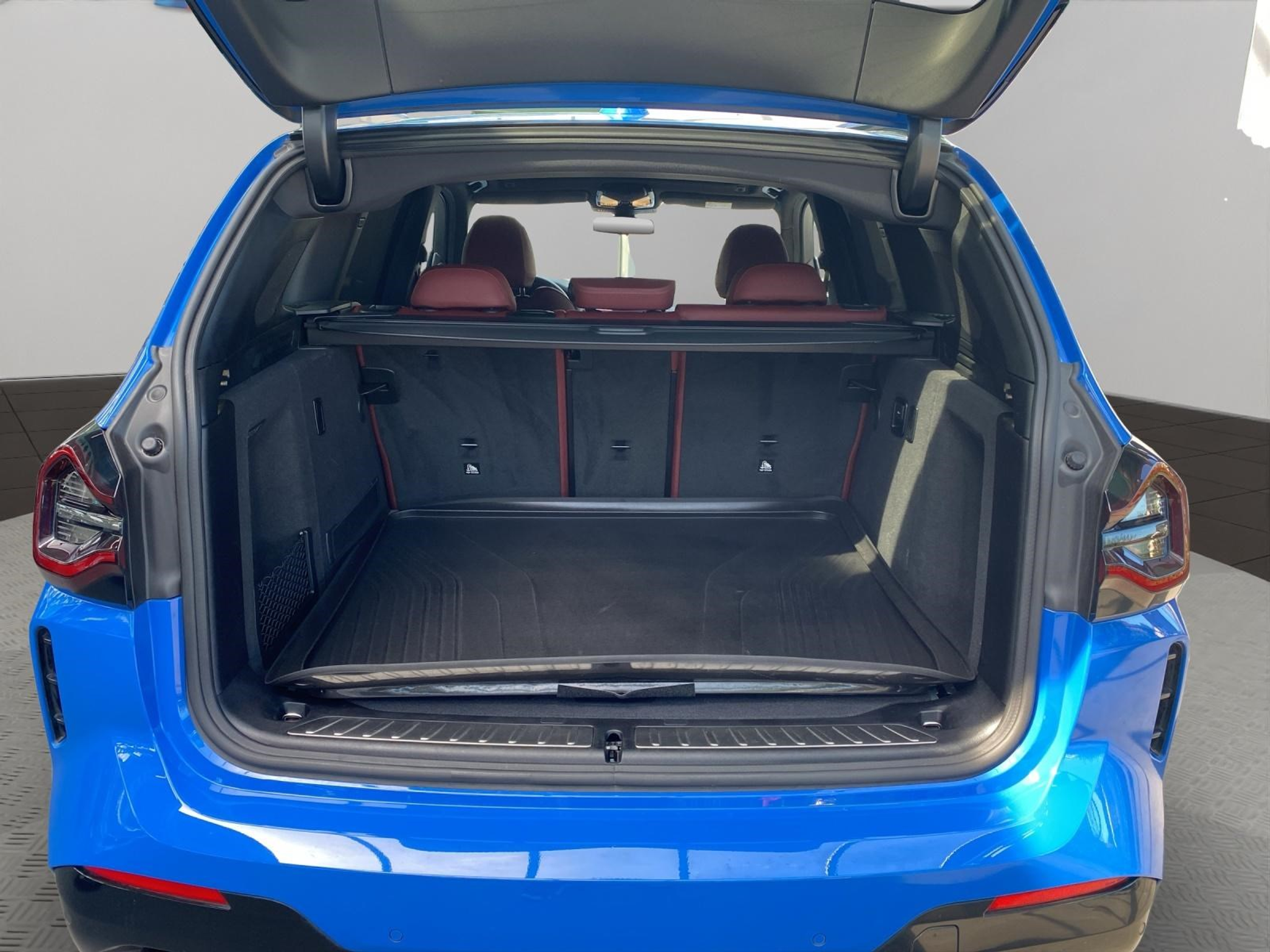 listing desktop thumbnail image 15