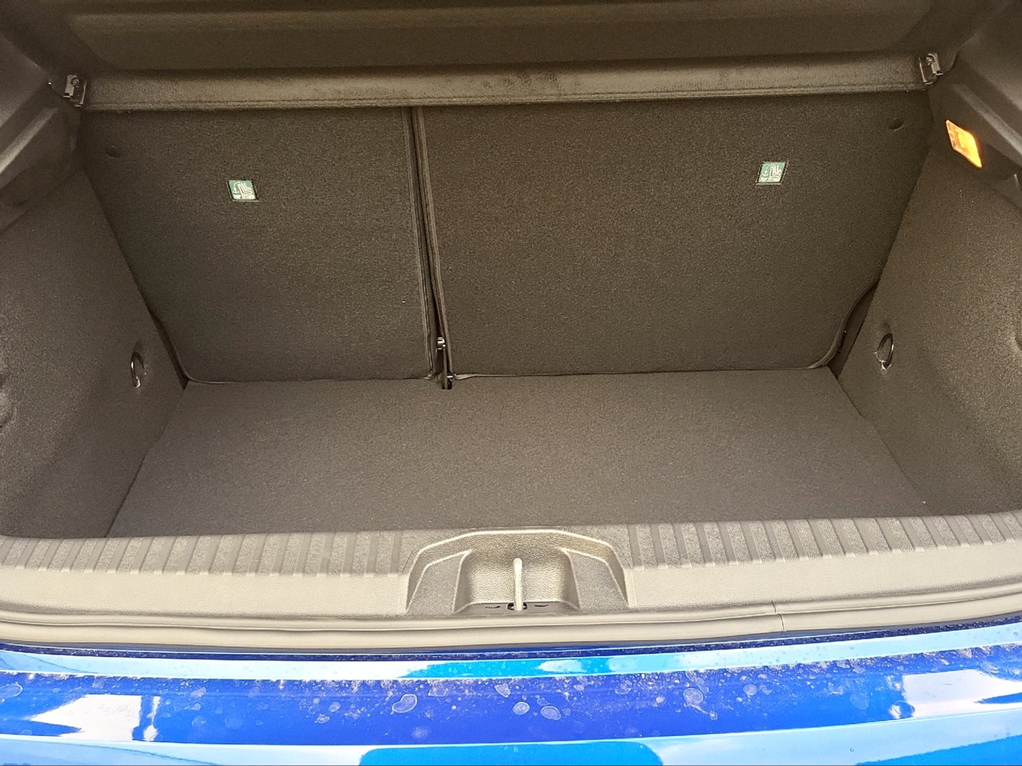 listing desktop thumbnail image 8