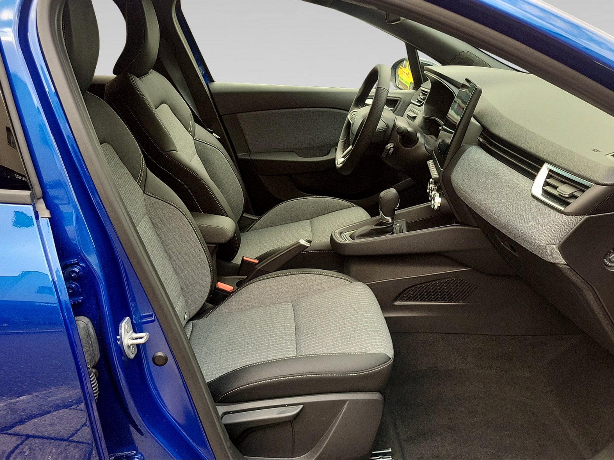 listing desktop thumbnail image 6