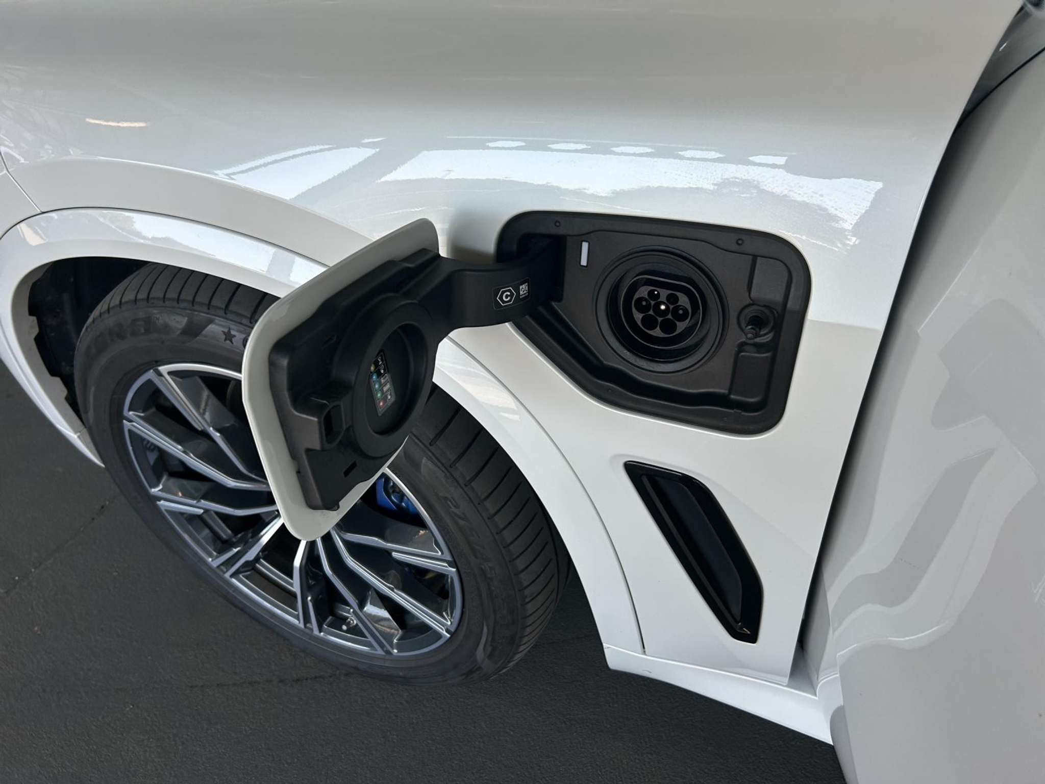 listing desktop thumbnail image 20