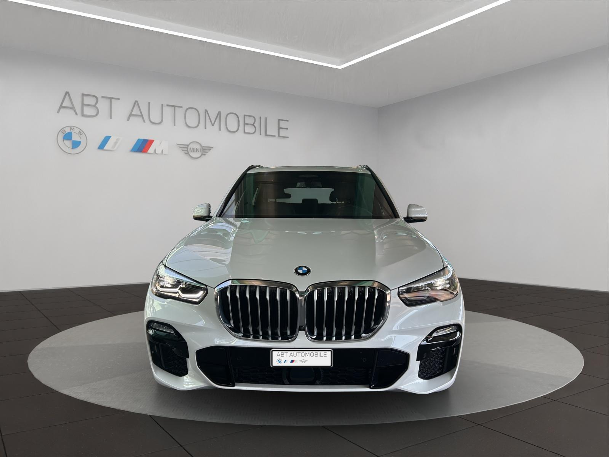 listing desktop thumbnail image 1