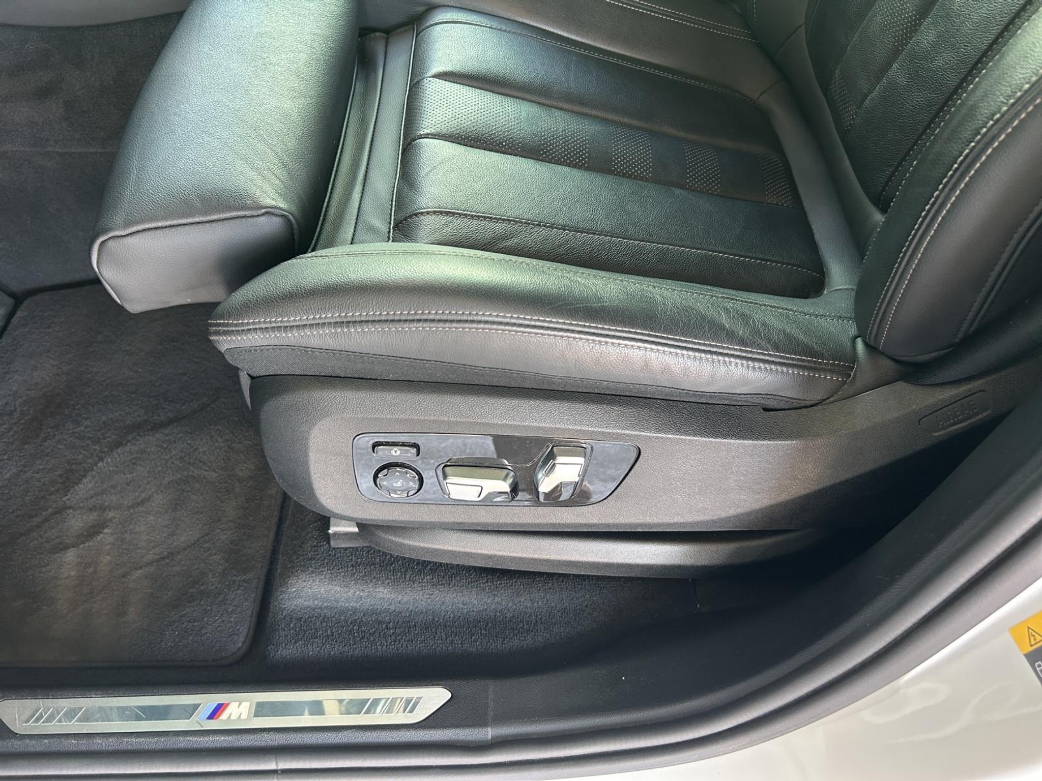 listing desktop thumbnail image 15