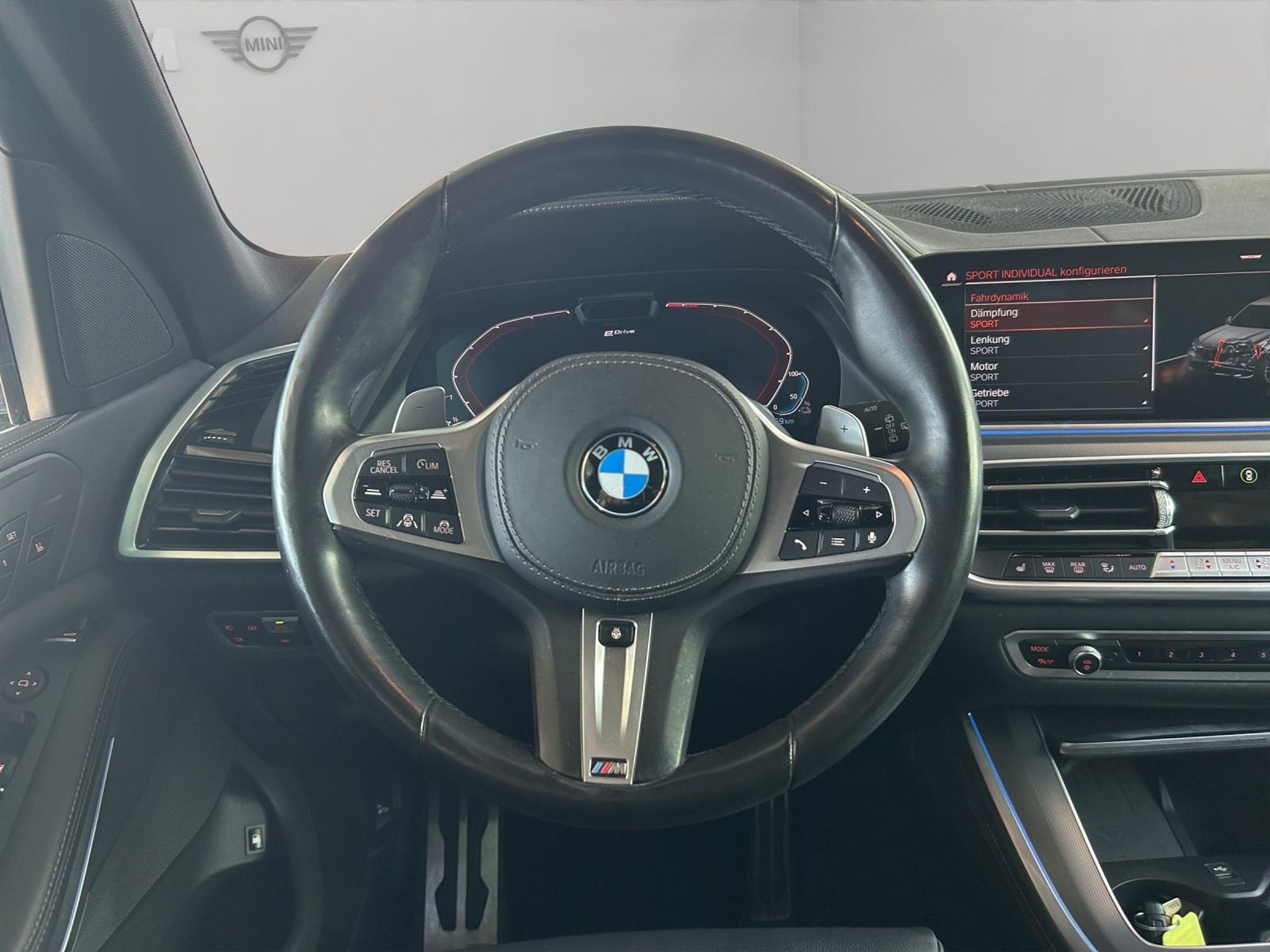 listing desktop thumbnail image 5