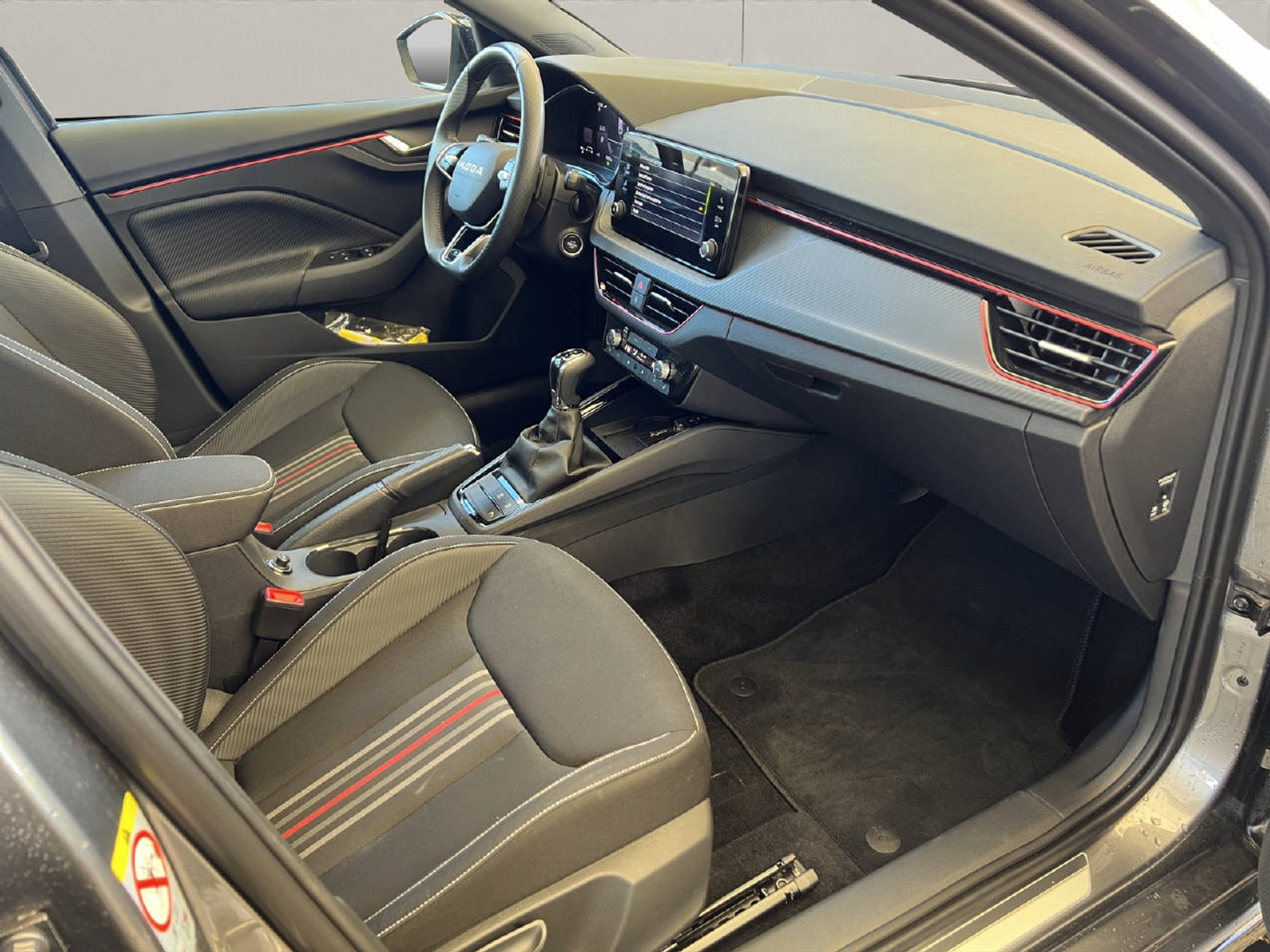 listing desktop thumbnail image 11