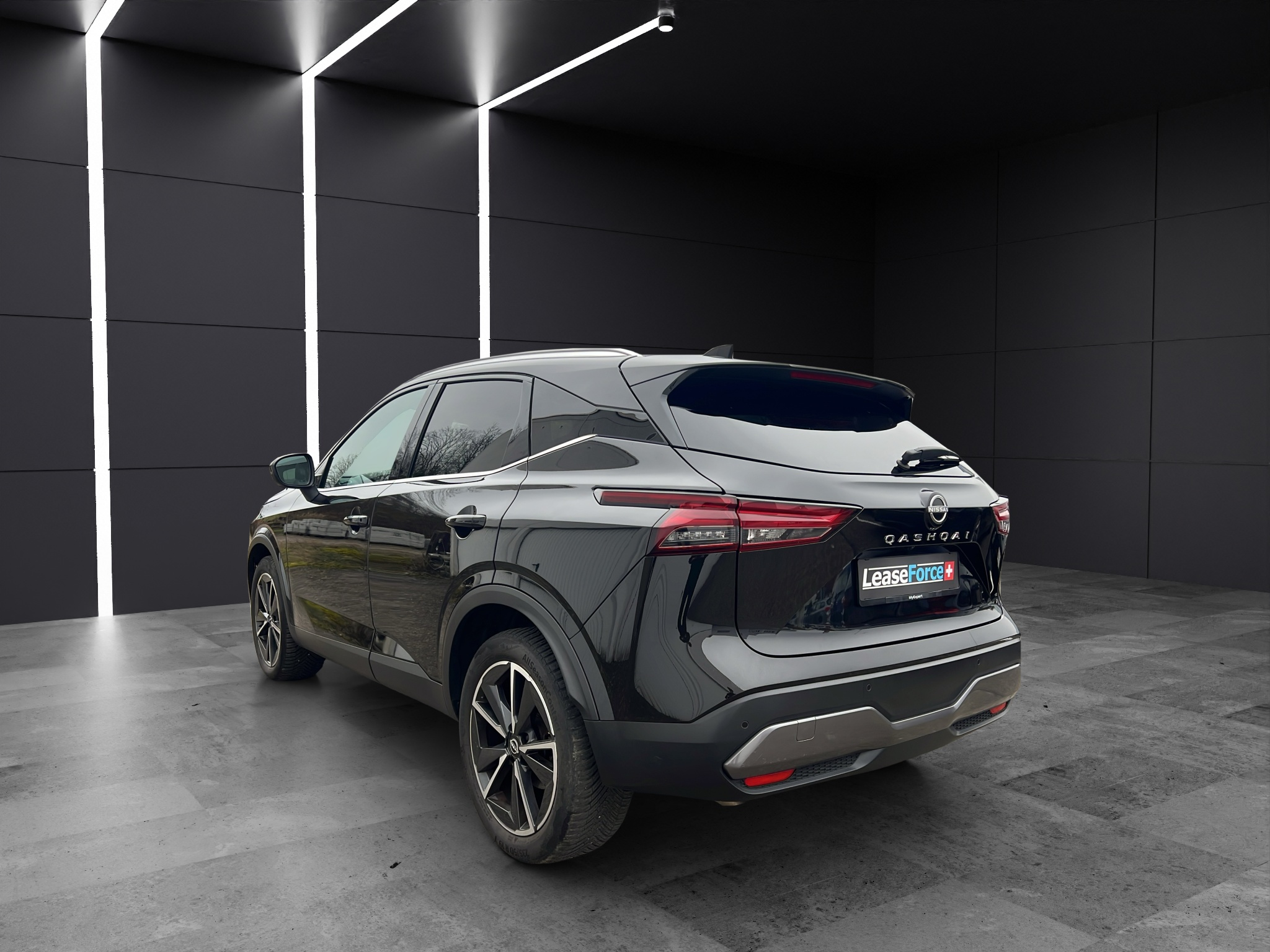 listing desktop thumbnail image 3