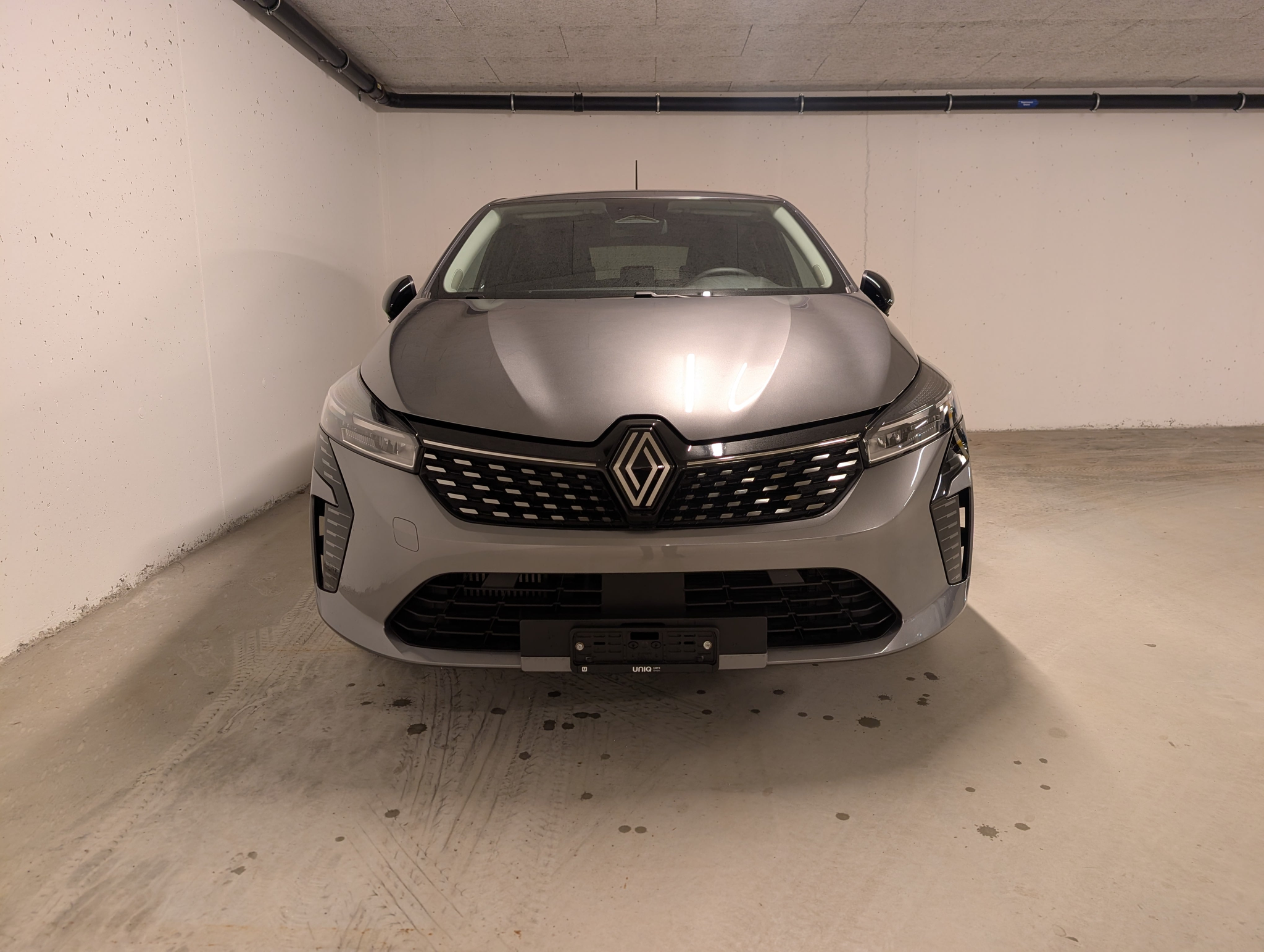 listing desktop thumbnail image 2