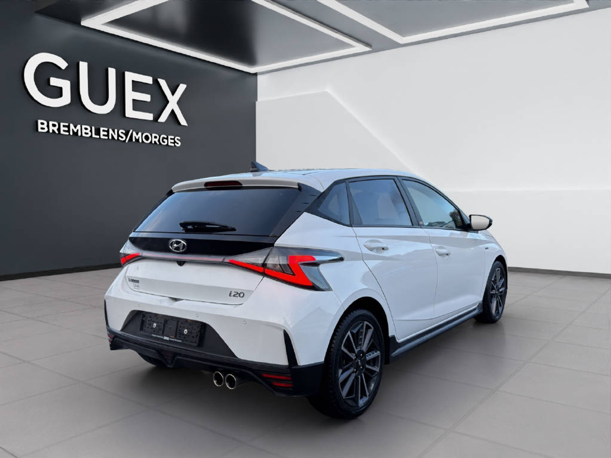 listing desktop thumbnail image 4