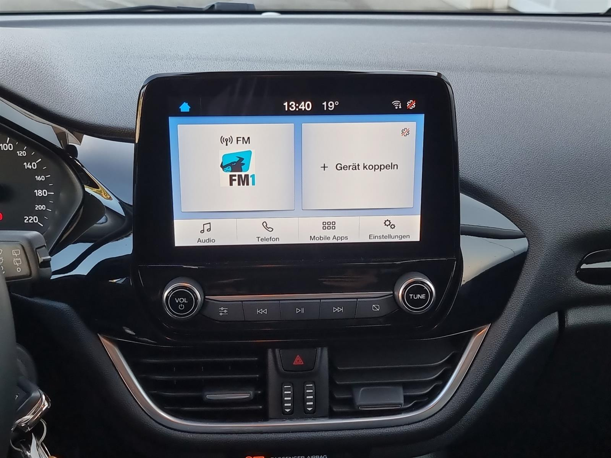 listing desktop thumbnail image 6