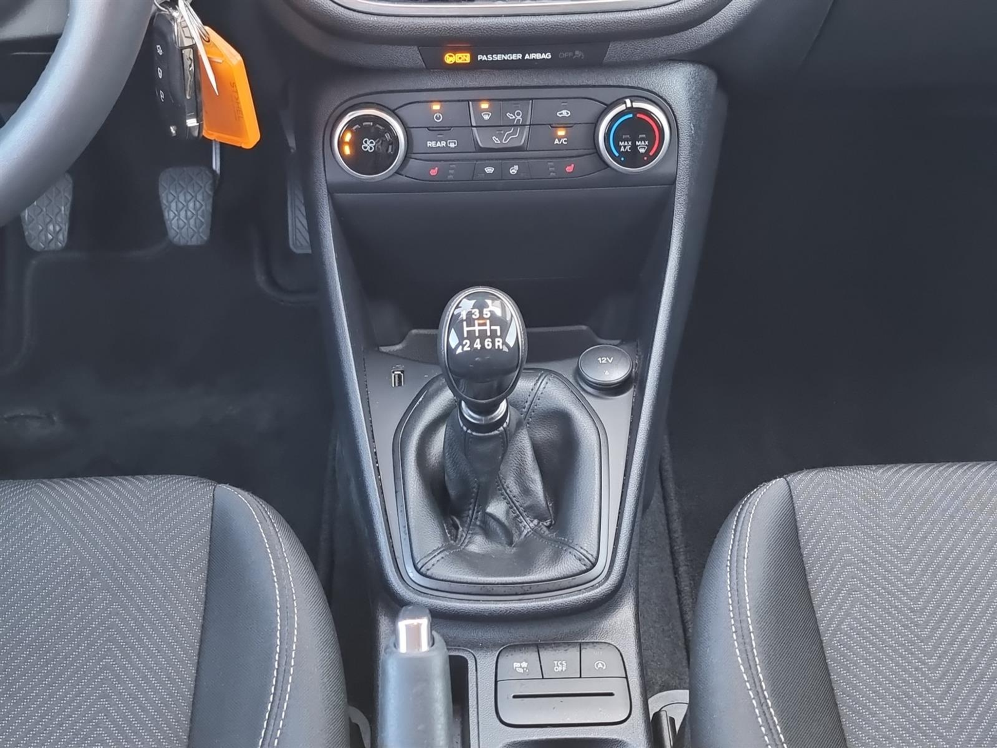 listing desktop thumbnail image 8