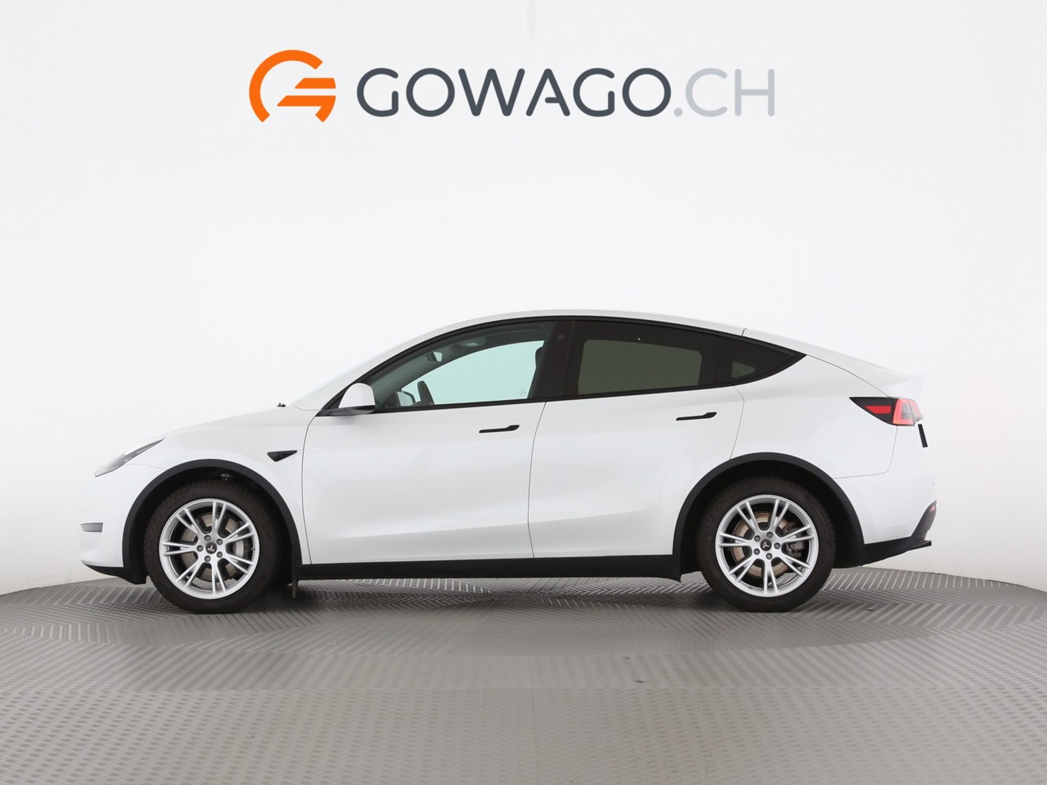 car-image-1