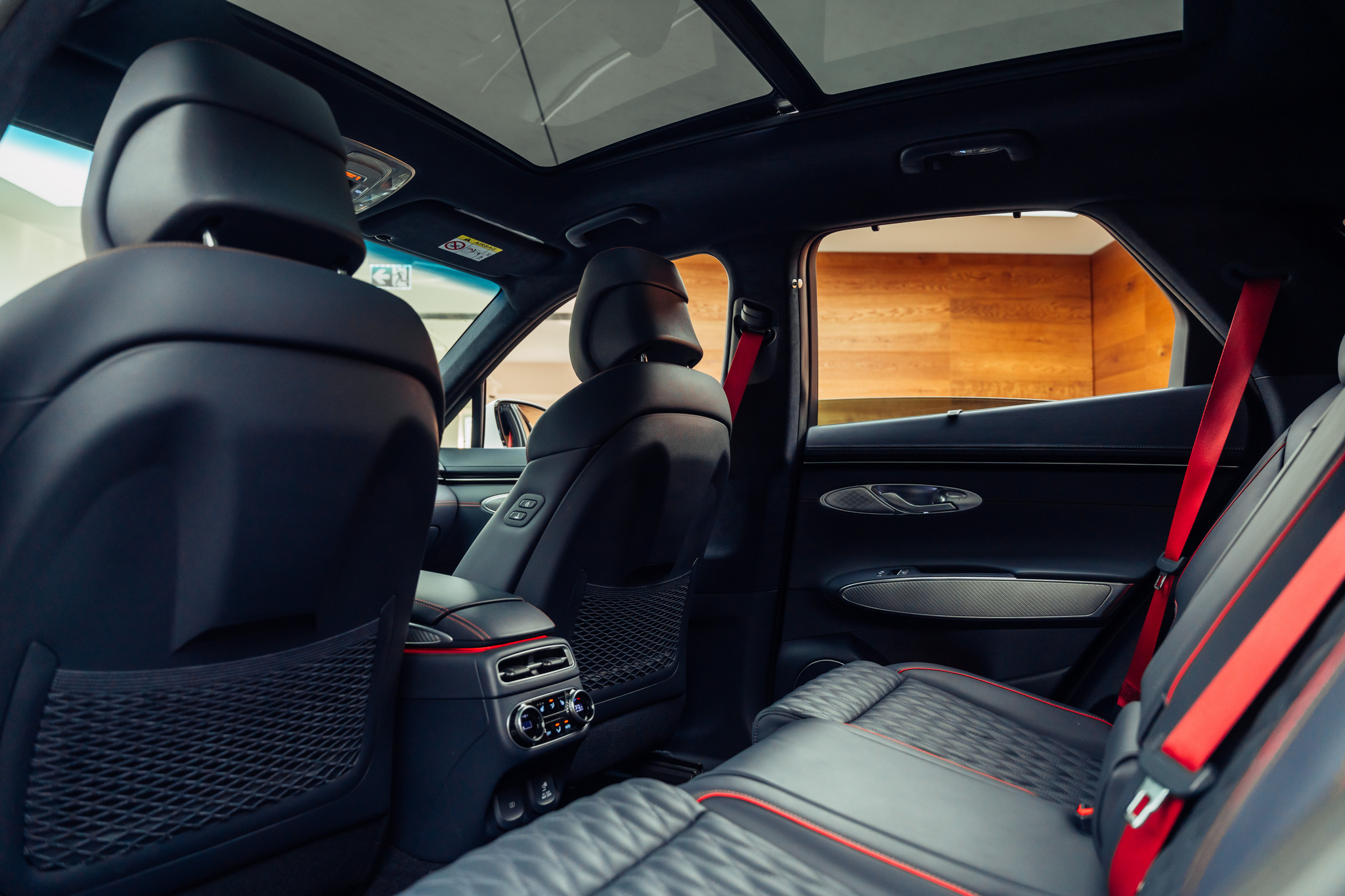 listing desktop thumbnail image 8