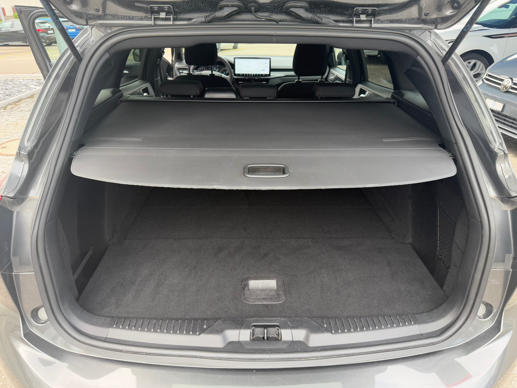 listing desktop thumbnail image 5