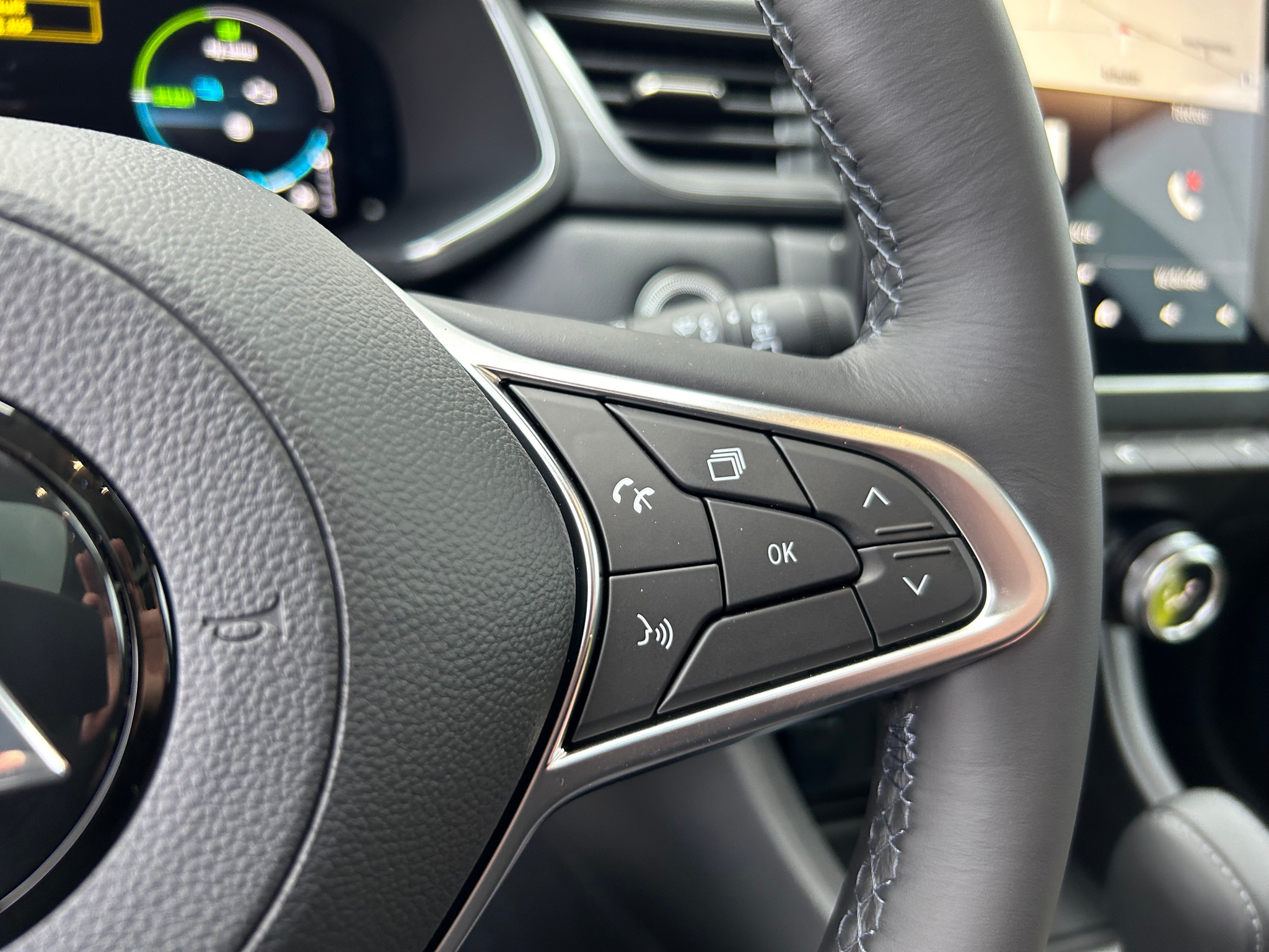 listing desktop thumbnail image 18