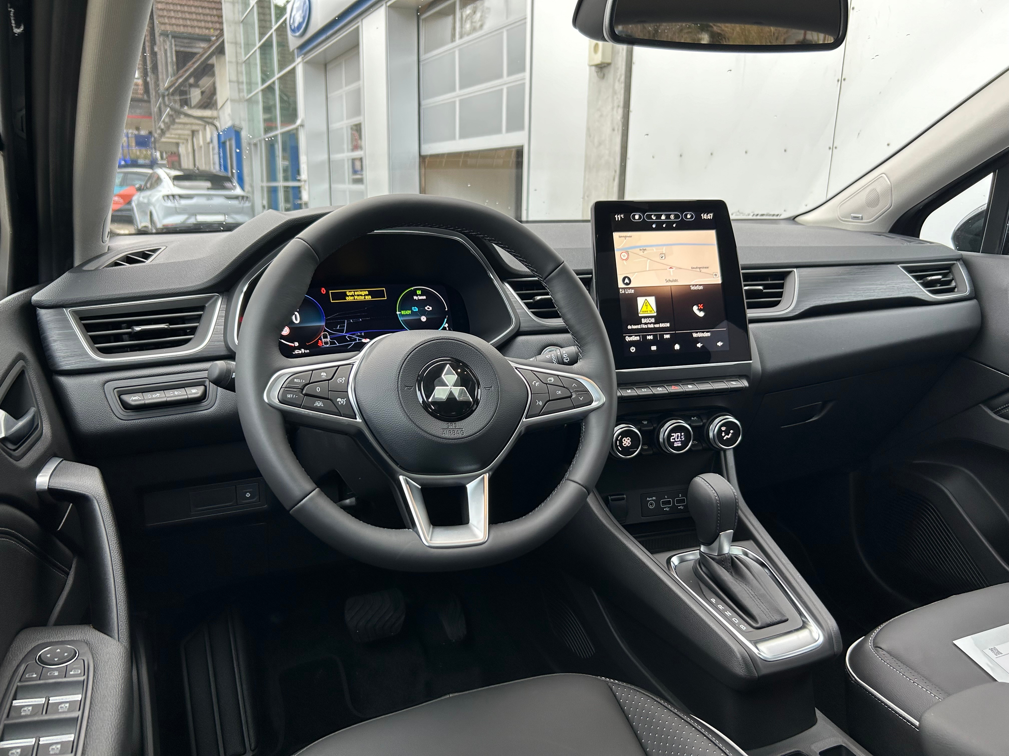 listing desktop thumbnail image 7