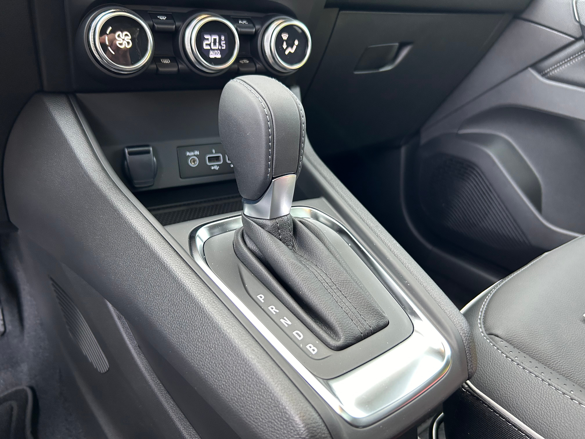 listing desktop thumbnail image 13