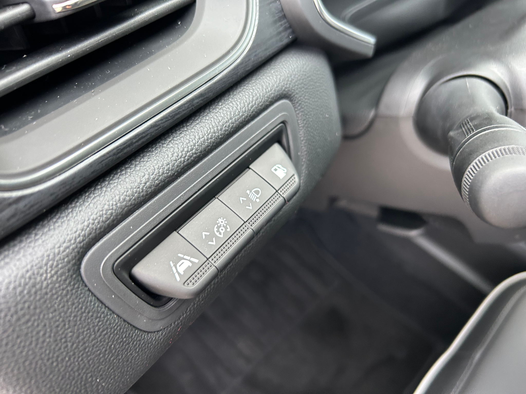 listing desktop thumbnail image 12