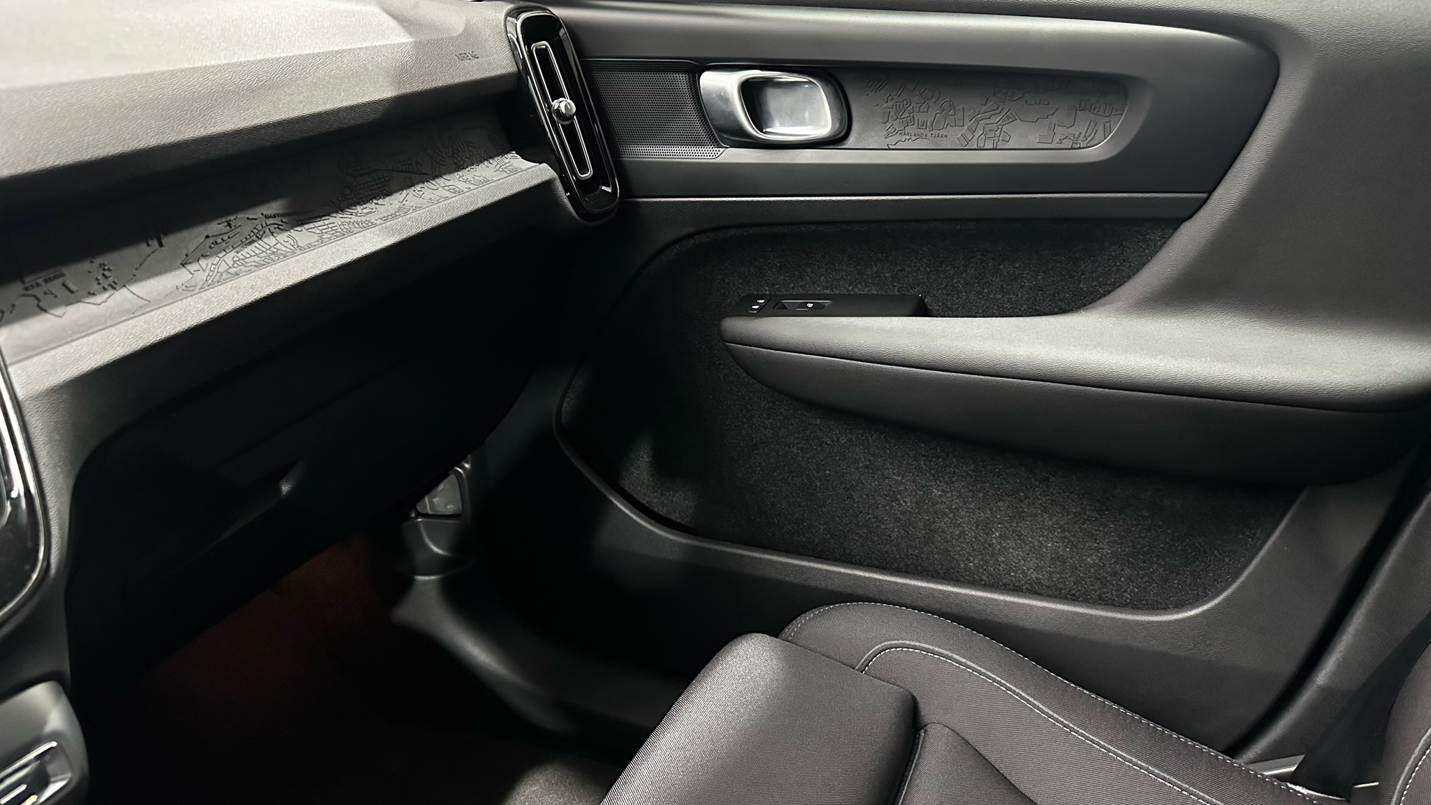 listing desktop thumbnail image 9