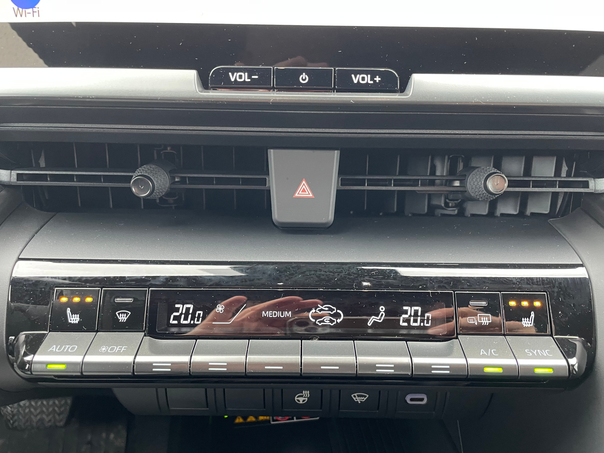 listing desktop thumbnail image 15