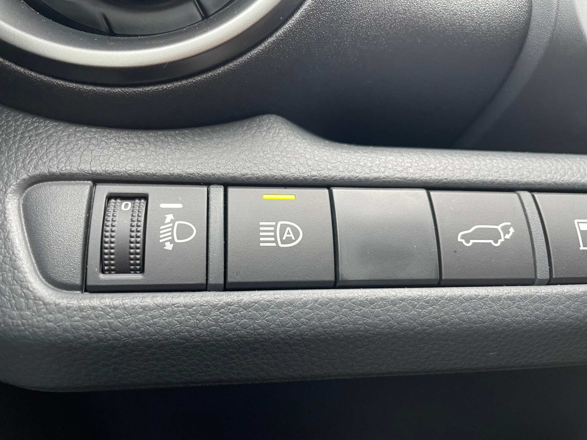 listing desktop thumbnail image 17