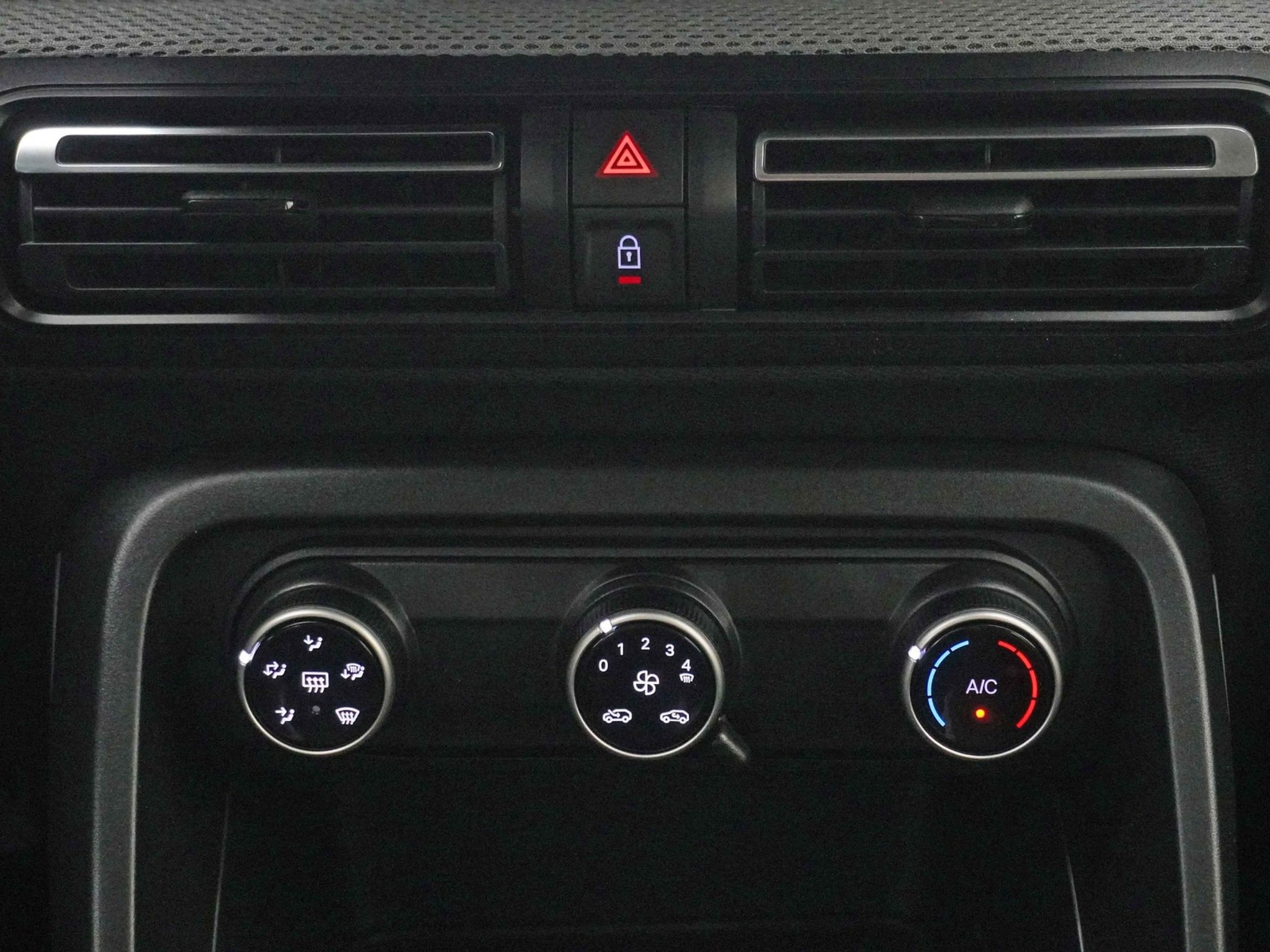 listing desktop thumbnail image 14