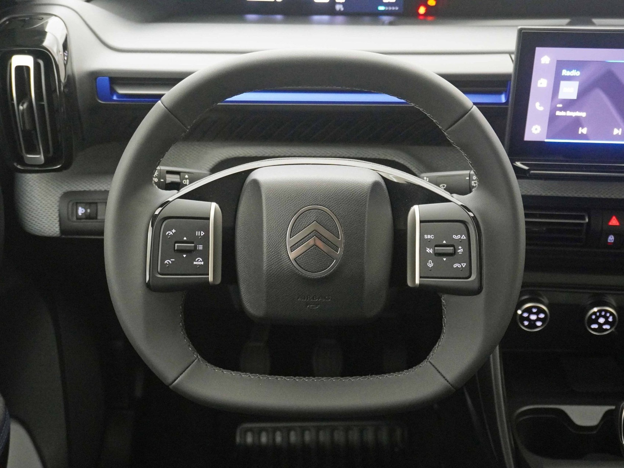 listing desktop thumbnail image 9