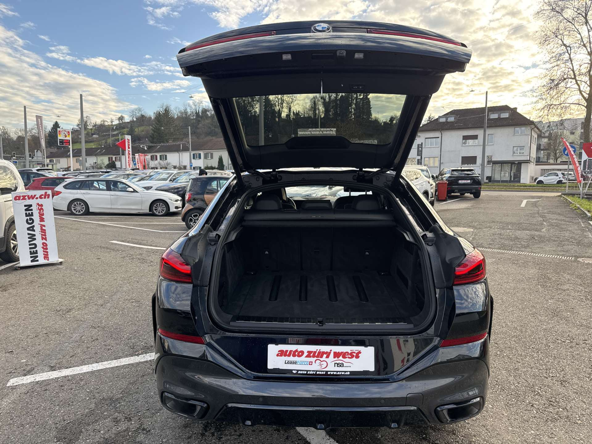 listing desktop thumbnail image 7