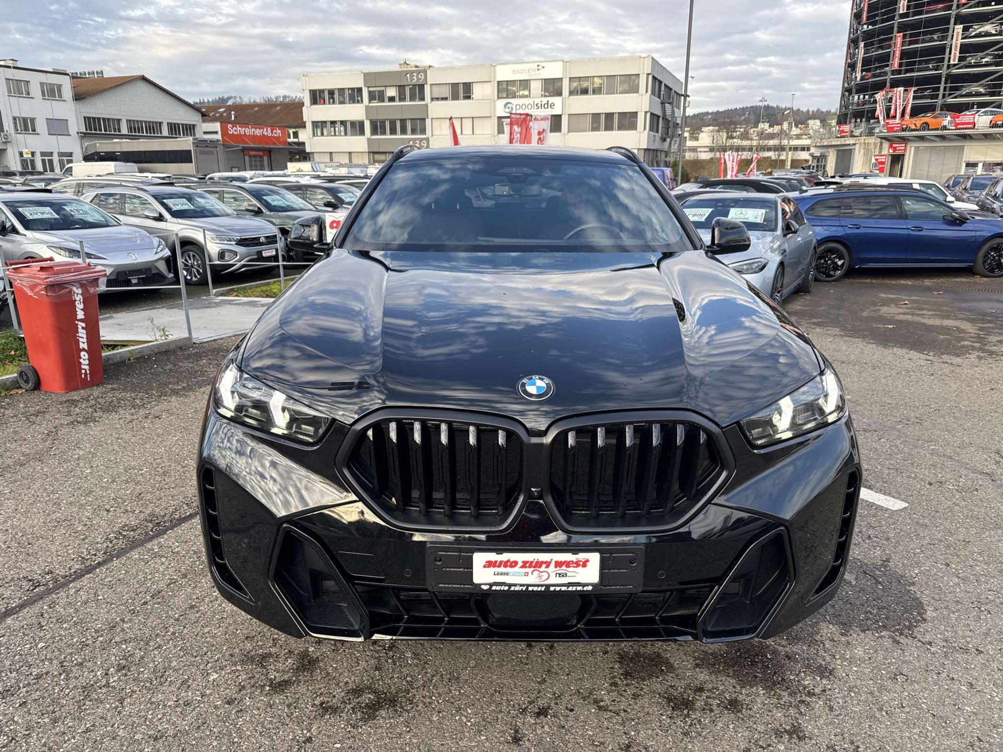 listing desktop thumbnail image 13