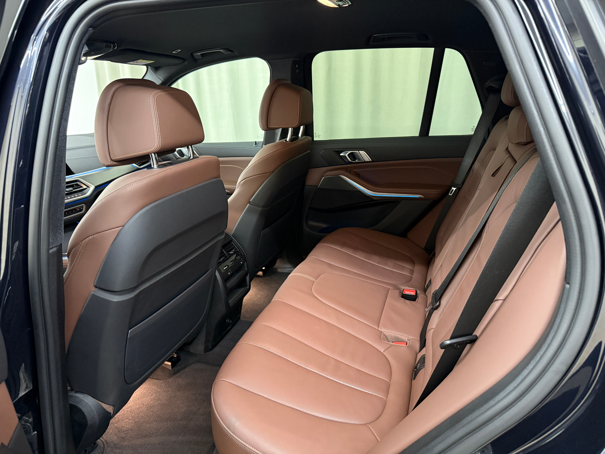 listing desktop thumbnail image 13