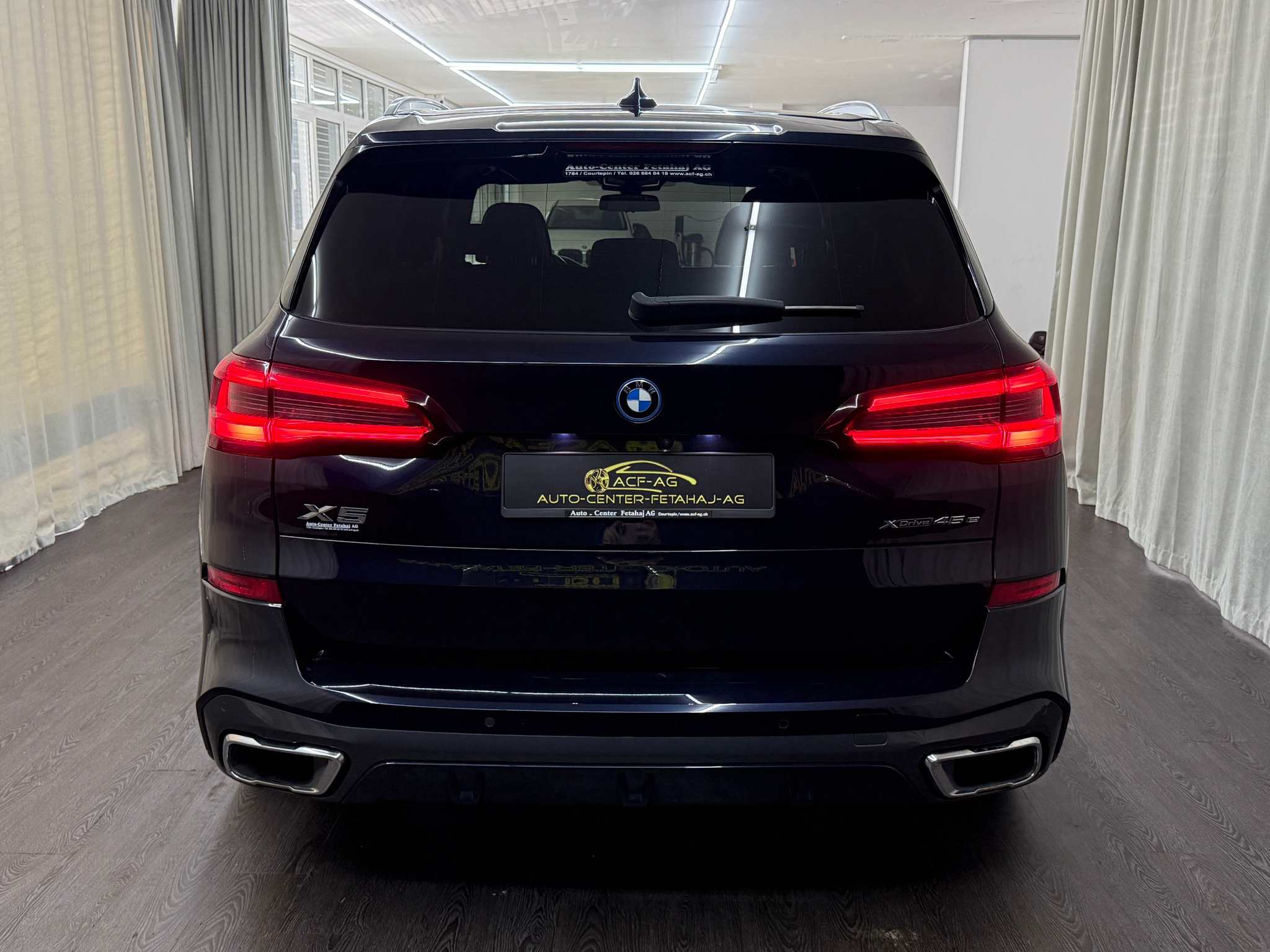 listing desktop thumbnail image 4