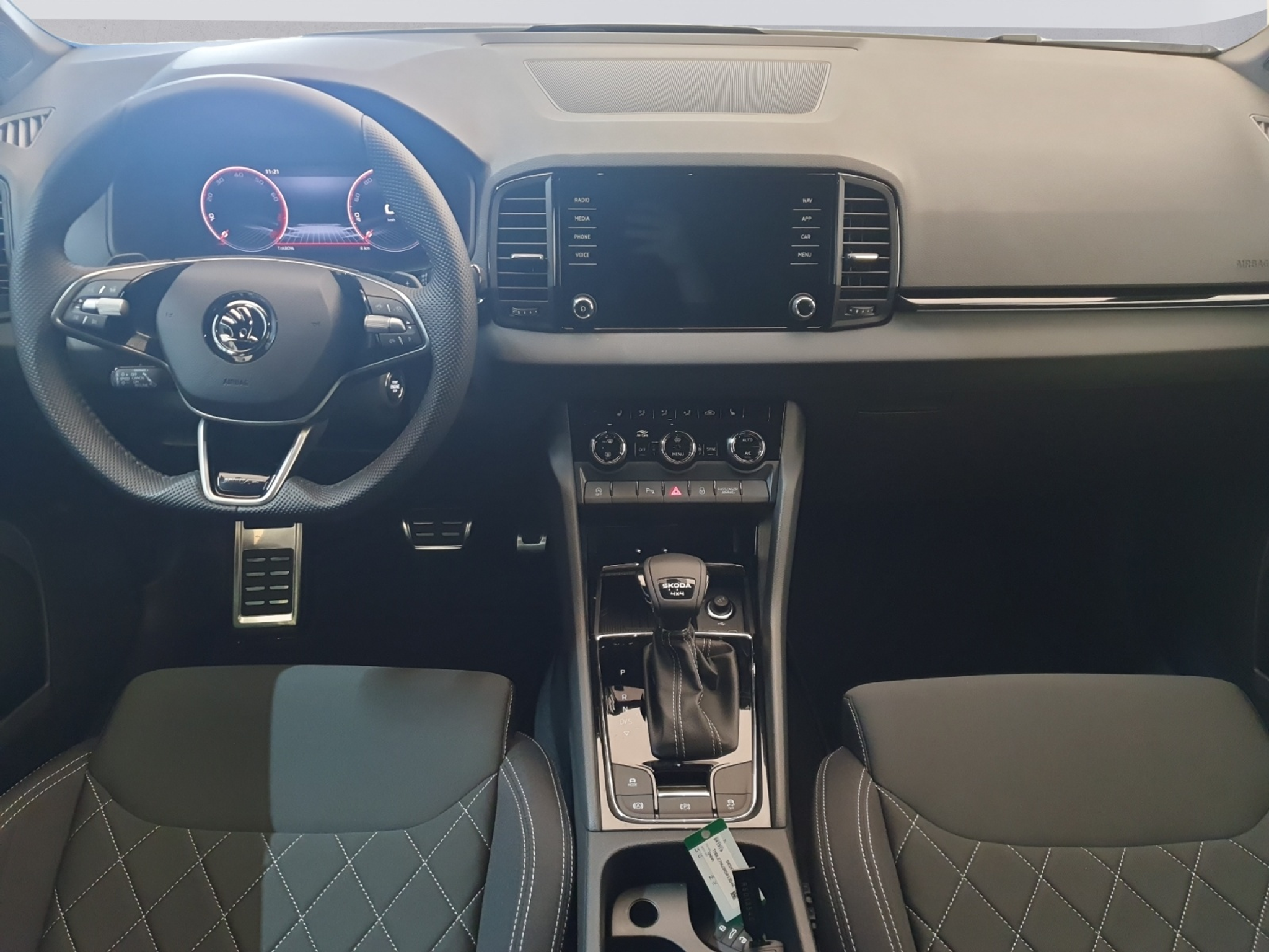 listing desktop thumbnail image 8