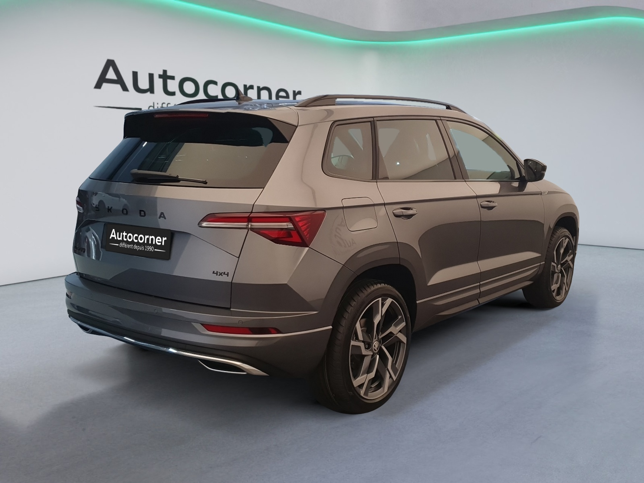 listing desktop thumbnail image 4