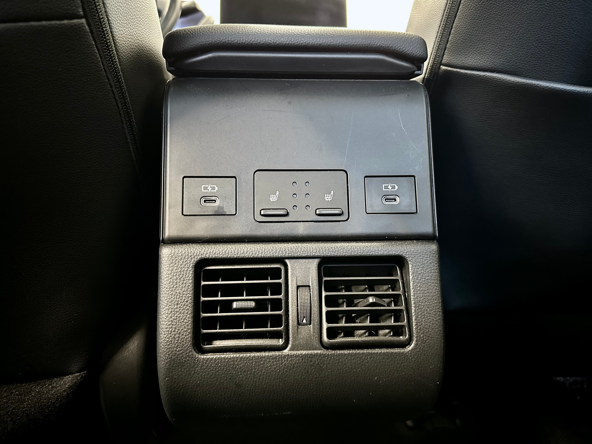 listing desktop thumbnail image 24