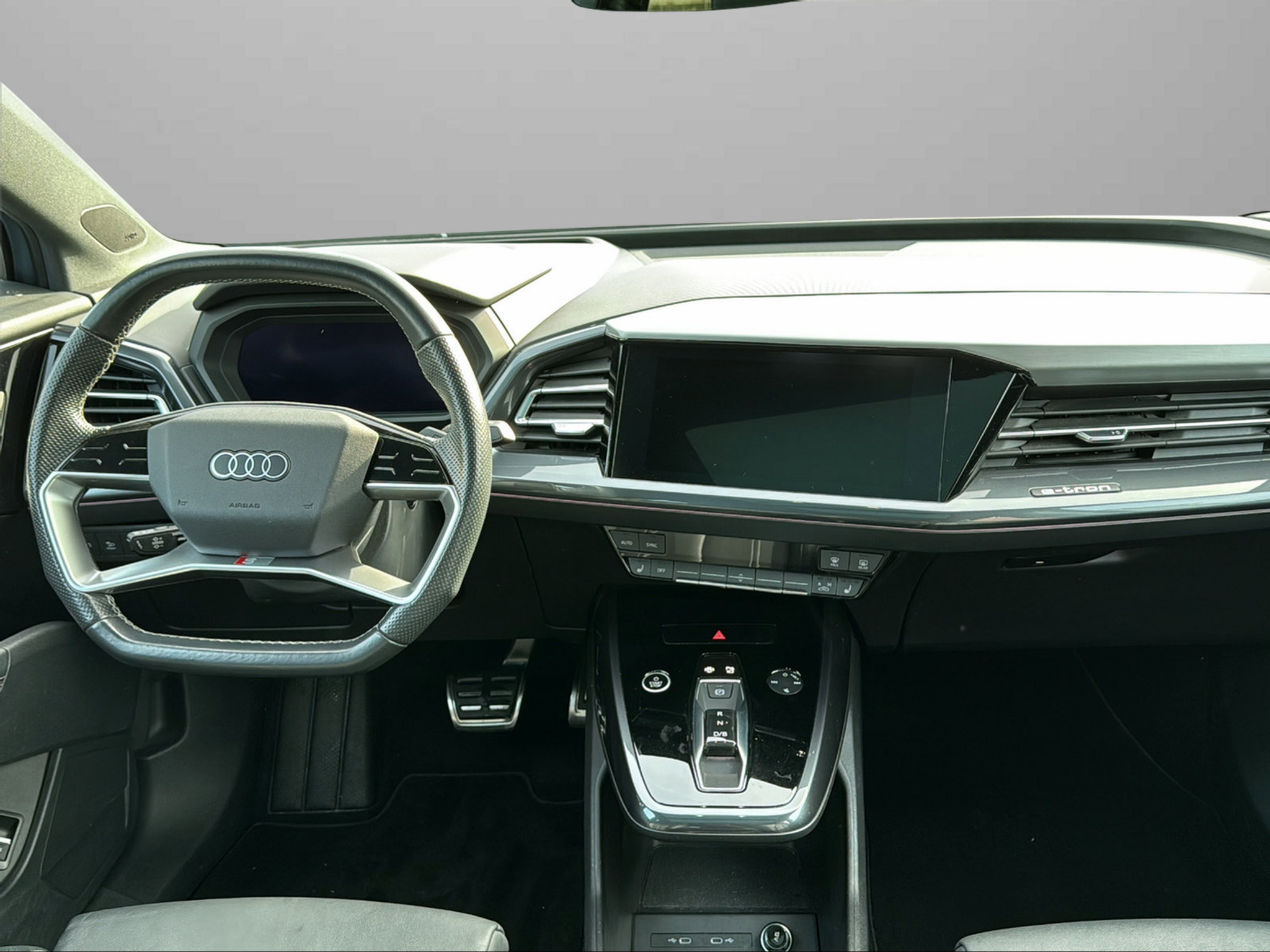 listing desktop thumbnail image 12