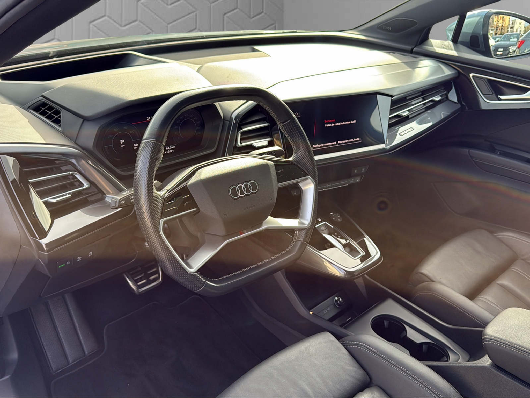 listing desktop thumbnail image 11