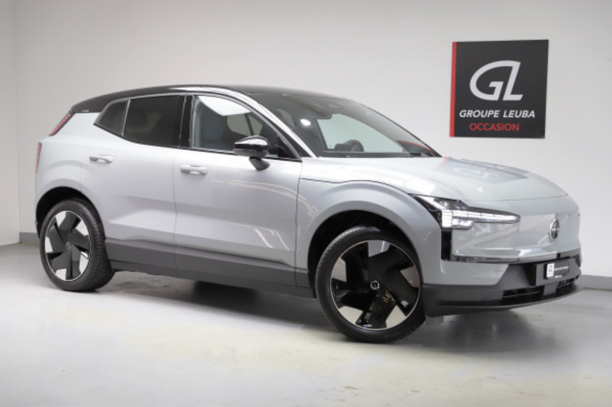 listing desktop thumbnail image 0