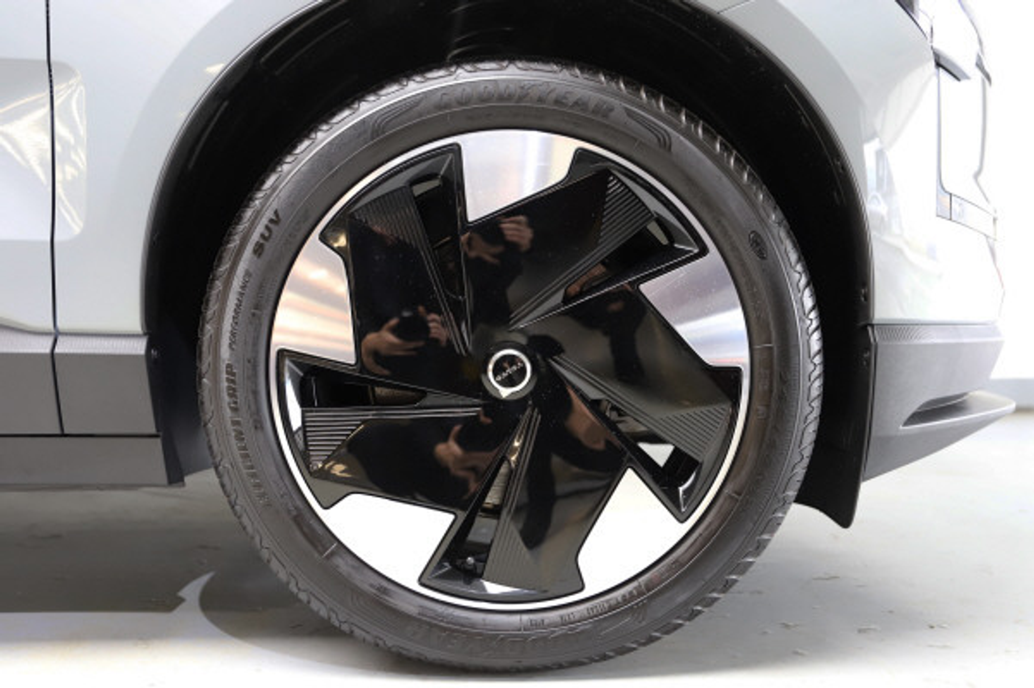 listing desktop thumbnail image 12