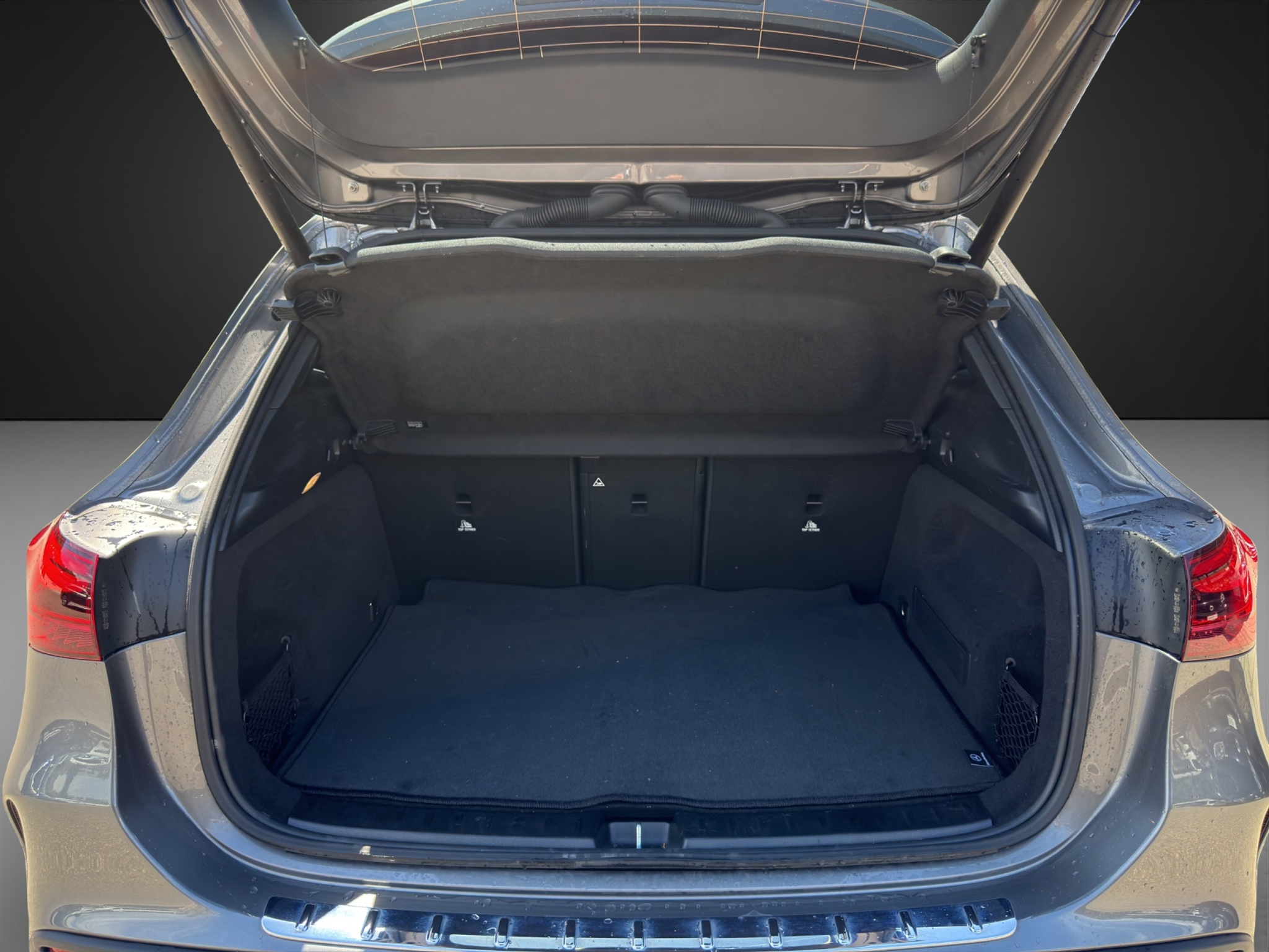 listing desktop thumbnail image 8