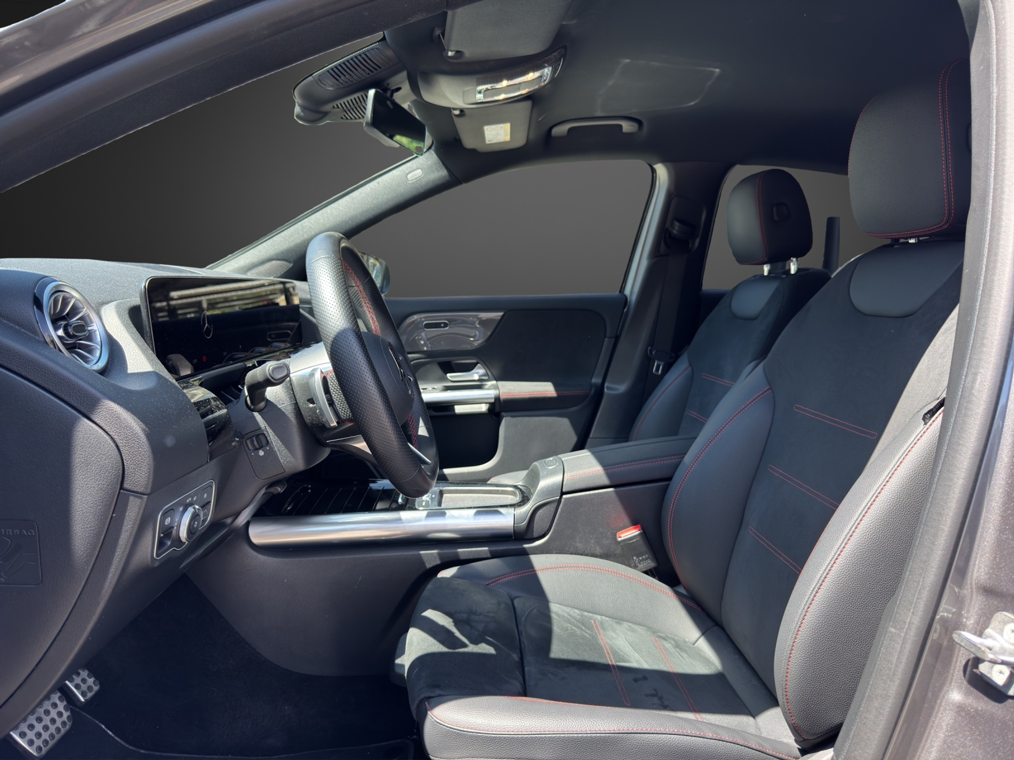 listing desktop thumbnail image 9