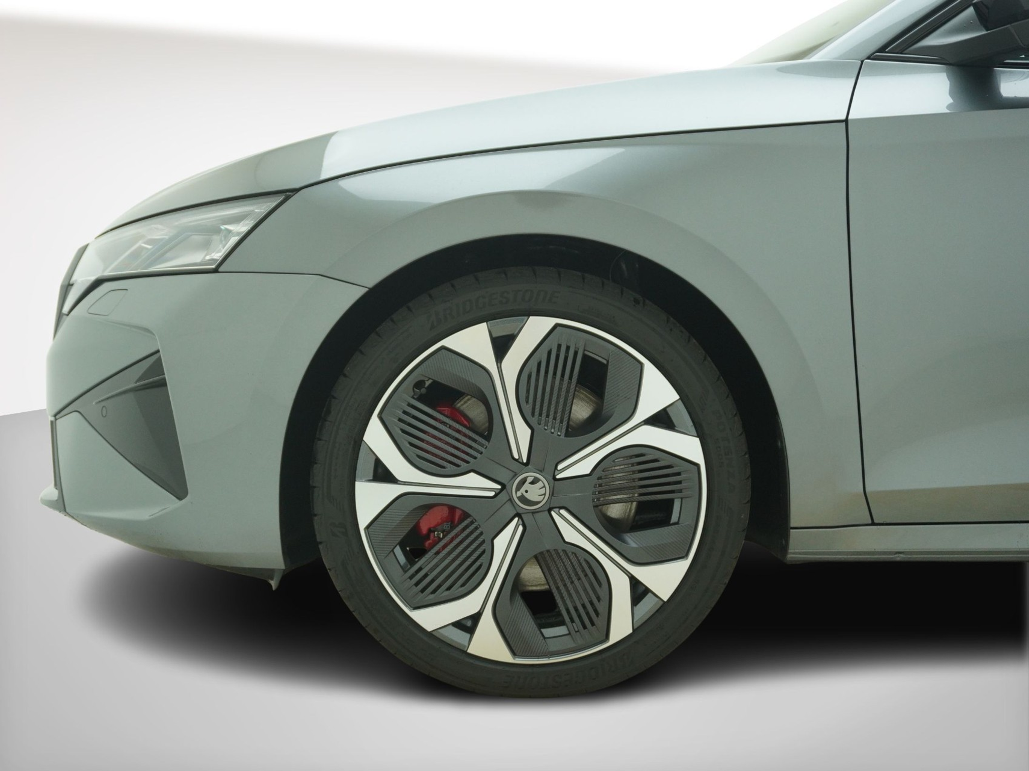 listing desktop thumbnail image 10